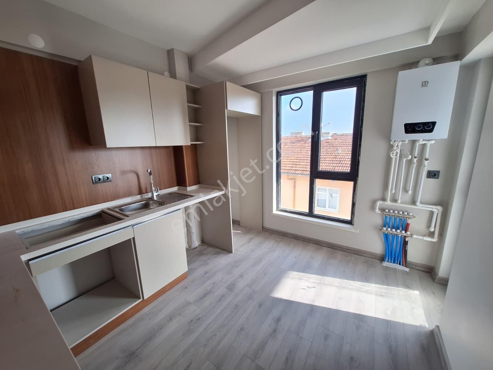 Yenimahalle'de Sıfır Binada Geniş Harika 4+1 Dubleks - Görsel 12