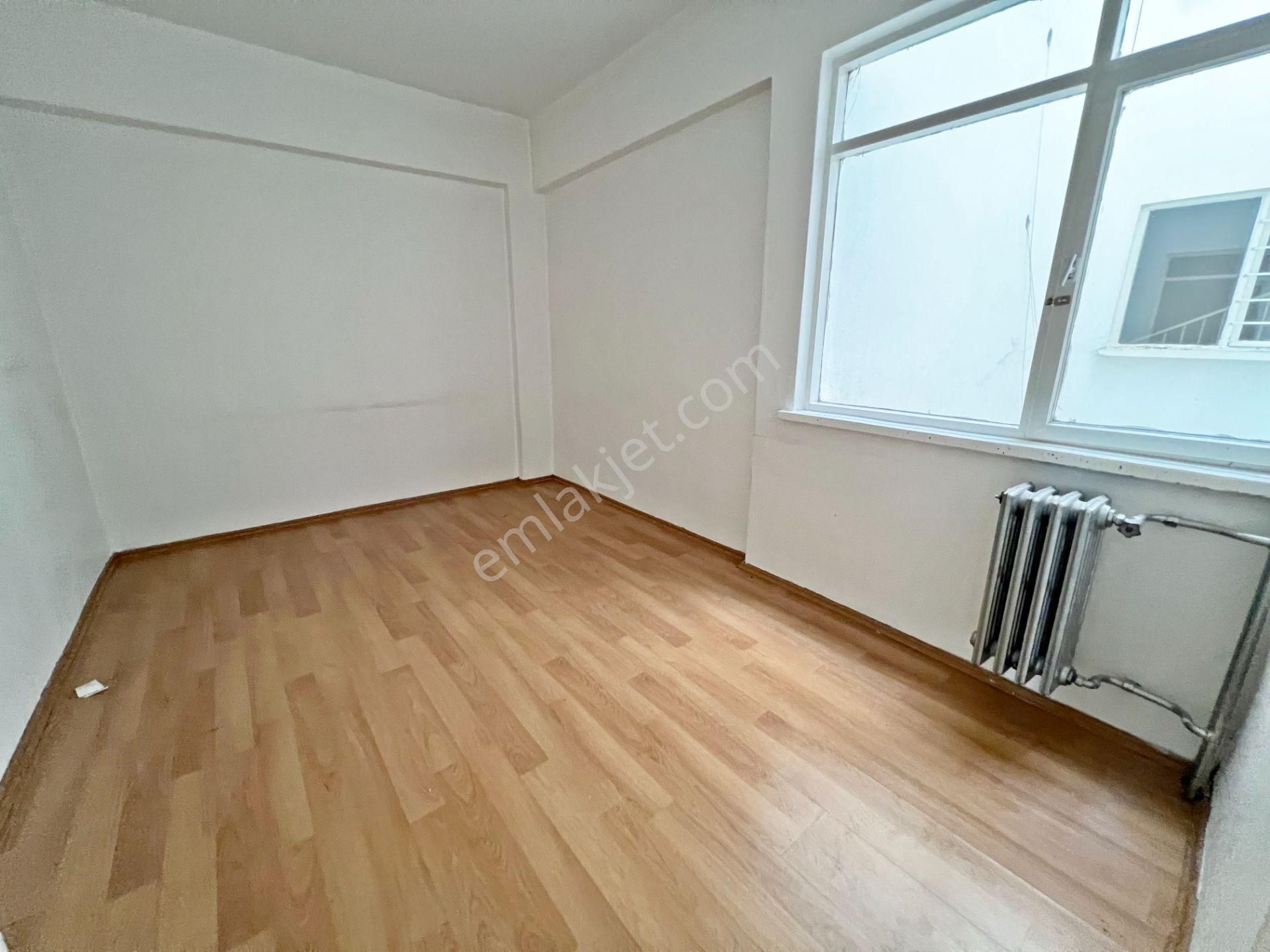 Aşağı Eğlence Mah. Feneryolu Sokak'ta 1.katta Orjinal Bağımsız Salon 3+1 Güney Doğu Cephe - Görsel 25