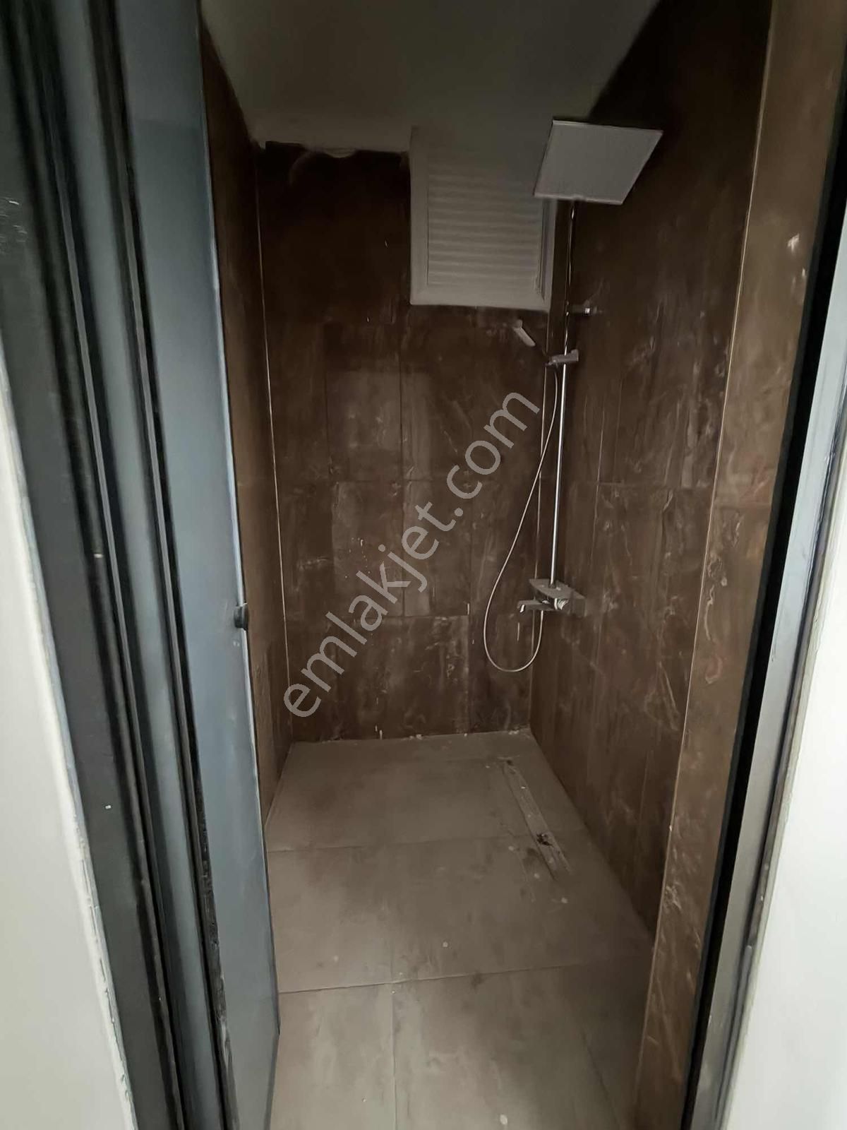 Daimi Taşkın Gayrımenkul'den Aksu Yaşam Sıtesı'nde 5 + 2 Dubleks - Görsel 3