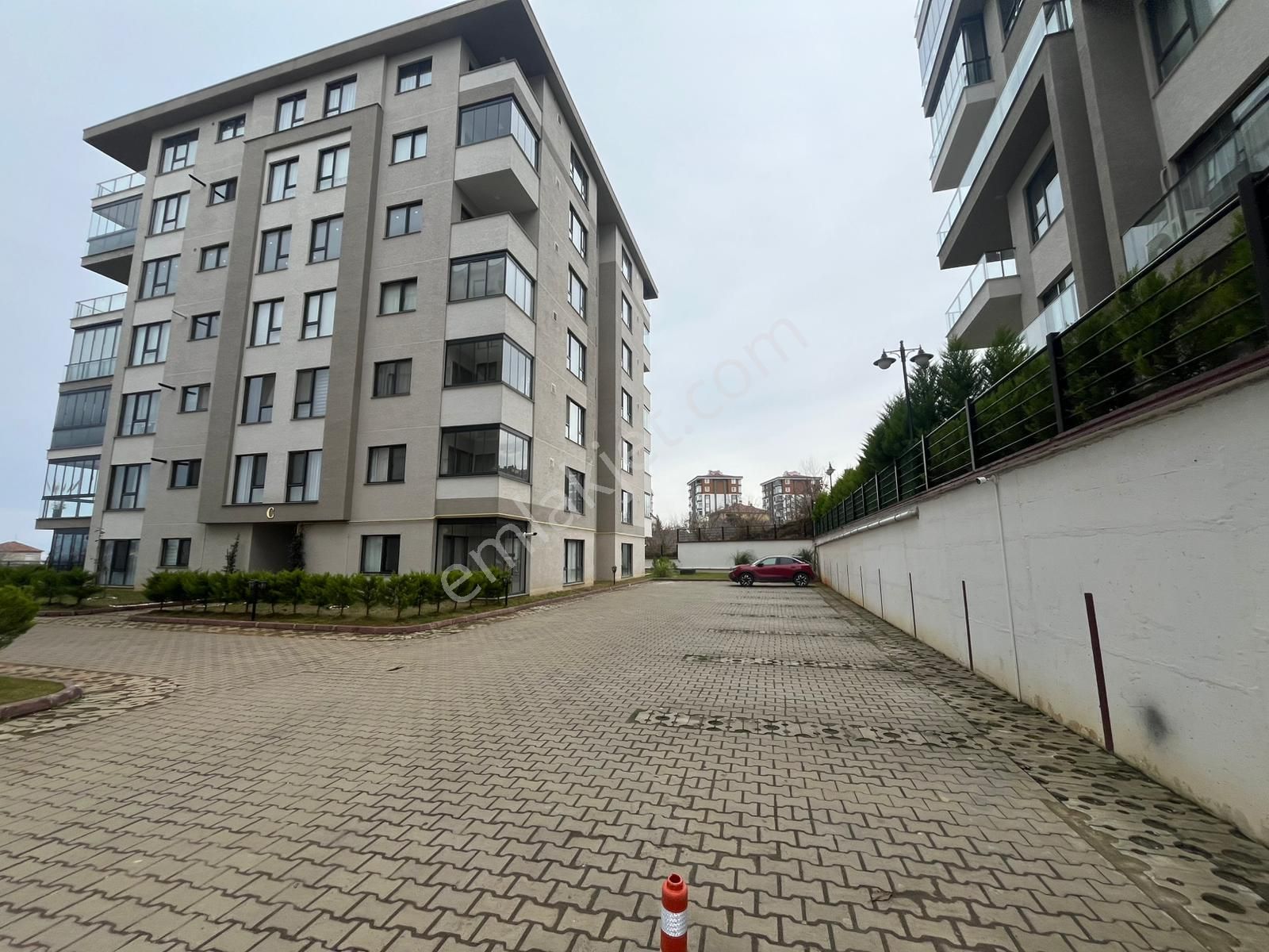Trabzon Yalıncak Nadir Kent Sitesi Bahçe Katı 2+1 Satılık Daire - Görsel 11