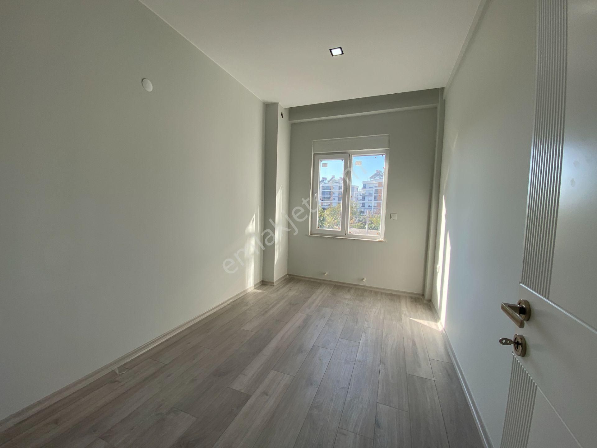 Göksu Mah. Site İçerisinde Cepheleri Açık 2+1 Daire - Görsel 23