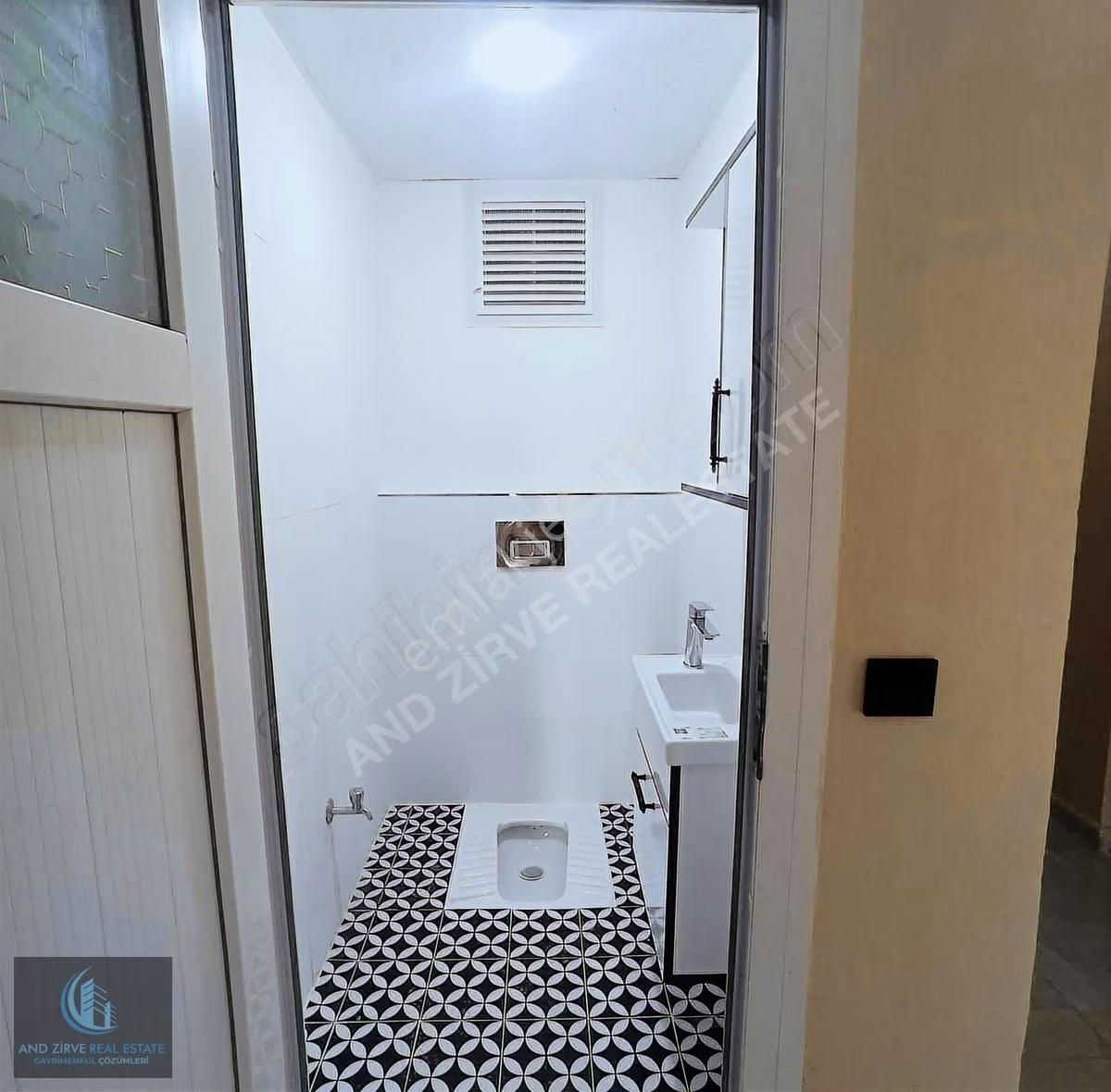 Mersin Yenişehir Gazi Mah.muğdat Cami Vivarı 3+1 - Görsel 8