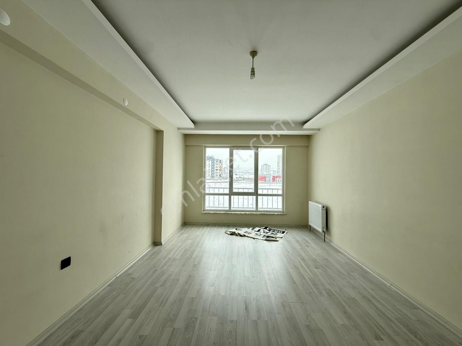 Acill..!ahievran 3+1 Giyinme Odalı Sıfır Ayarında Oturulur Daire - Görsel 17