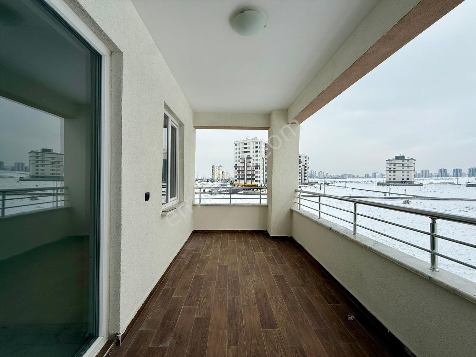 Acill..!ahievran 3+1 Giyinme Odalı Sıfır Ayarında Oturulur Daire - Görsel 15