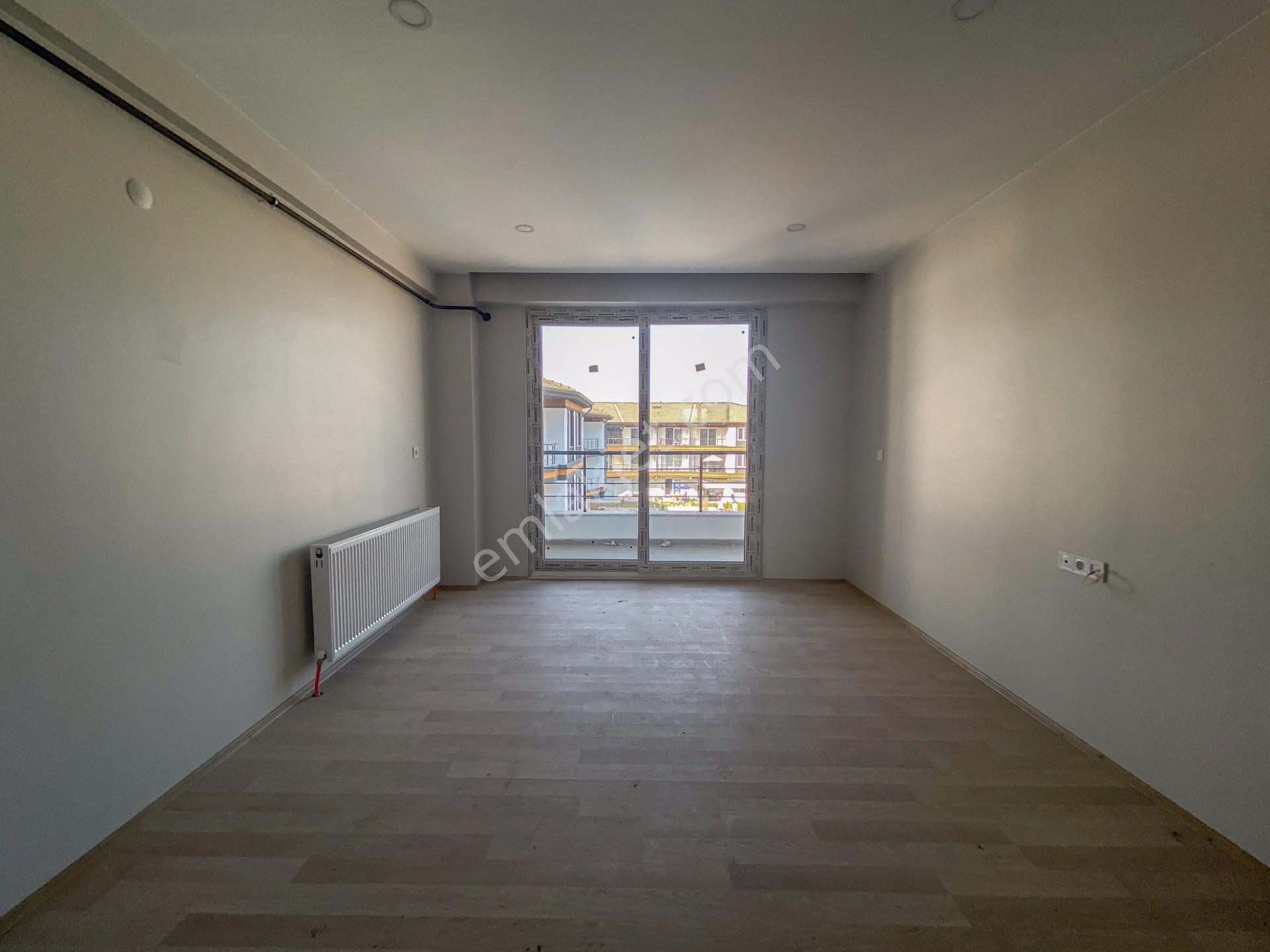 Kumbağ Havuzlu Sitede Denize Yakın Satılık Lüks 2+1 Daireler - Görsel 15