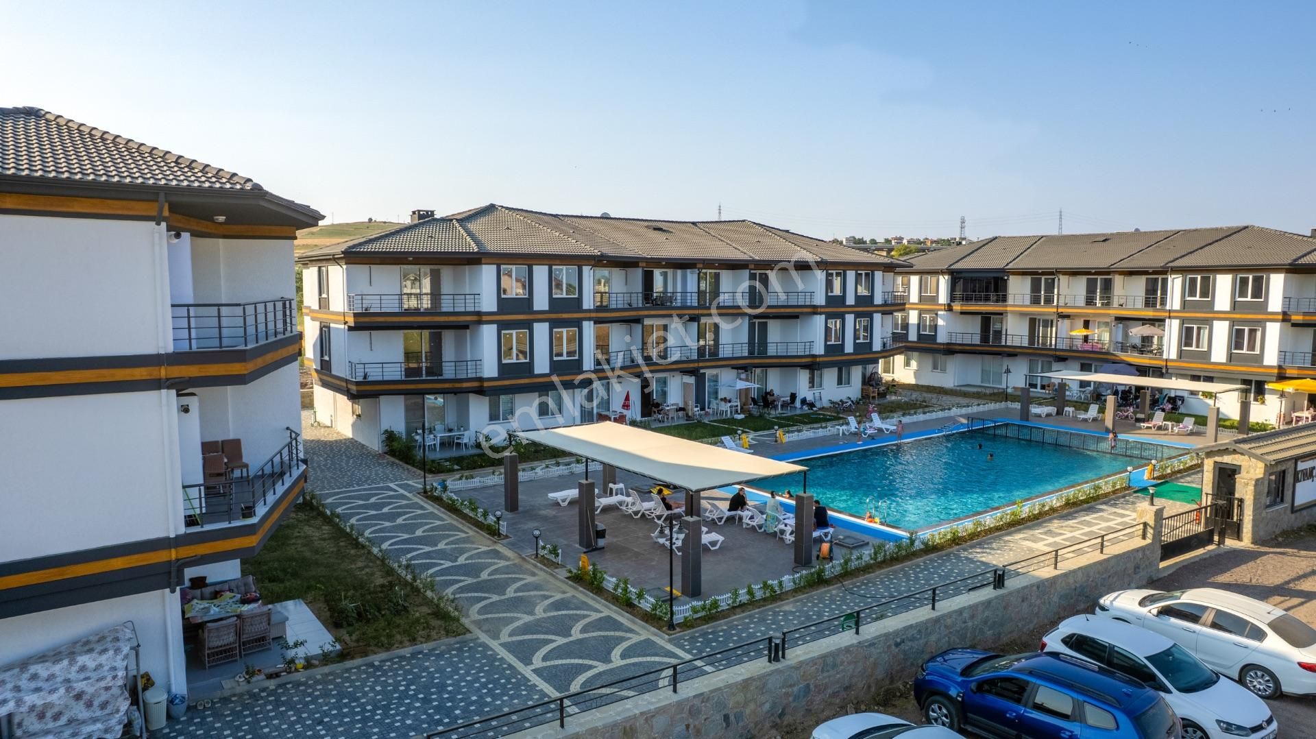 Kumbağ Havuzlu Sitede Denize Yakın Satılık Lüks 2+1 Daireler - Görsel 5