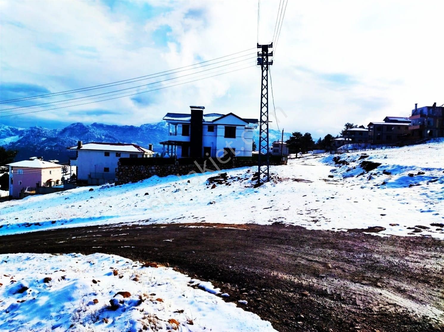 Kar Emlaktan Yenikonacık Bozkırlı Mevkiinde 400 M2 Satılık Asra - Görsel 20