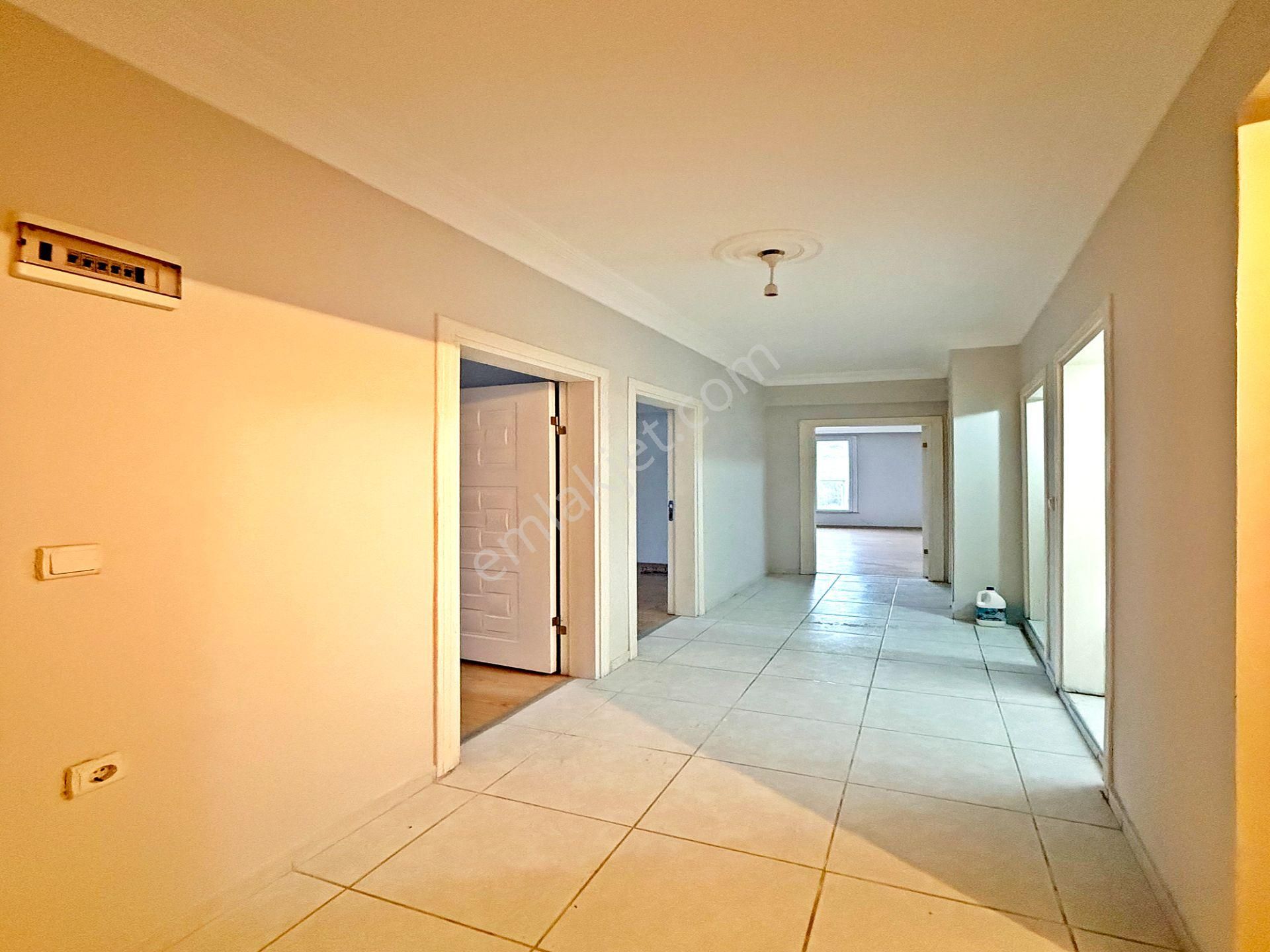 Yakuplu'da Diş Hastanesine Yakın Geniş 3+1 Kiralık Ara Kat Daire - Görsel 9