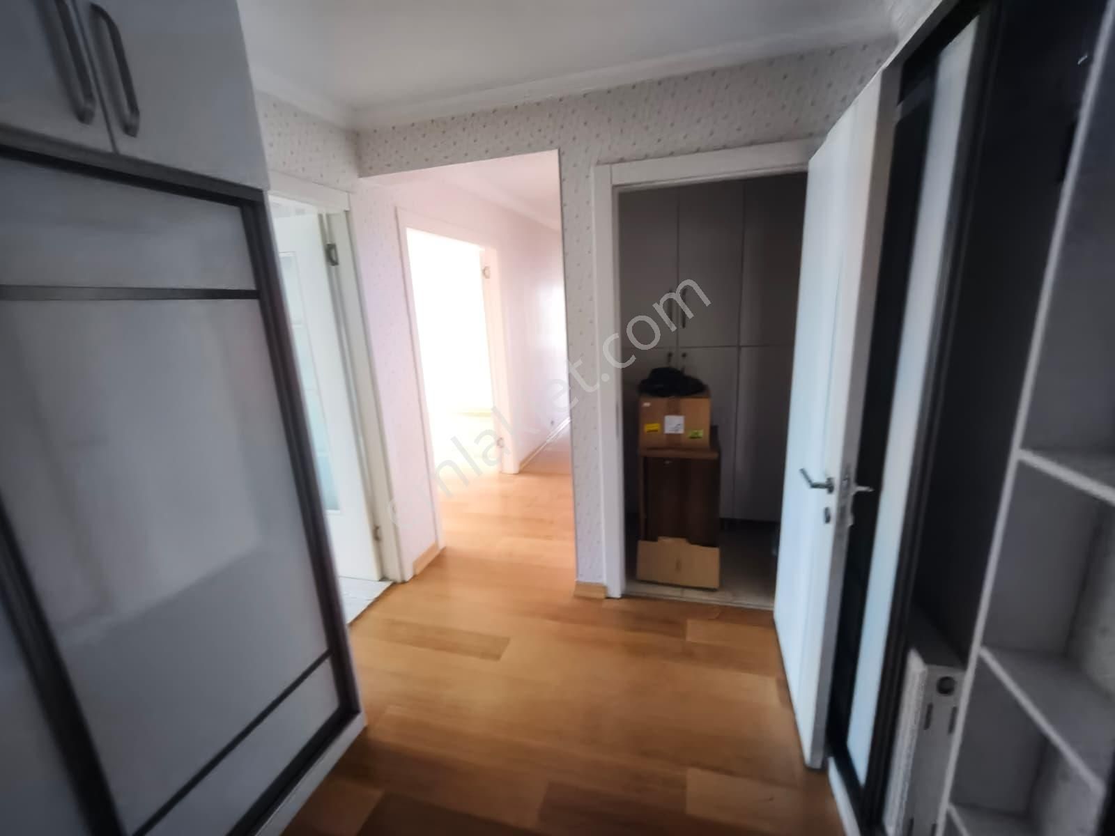 Şehrin En Merkezi Konumun Da Güvenlikli Site De 3+1 Daire Fırst