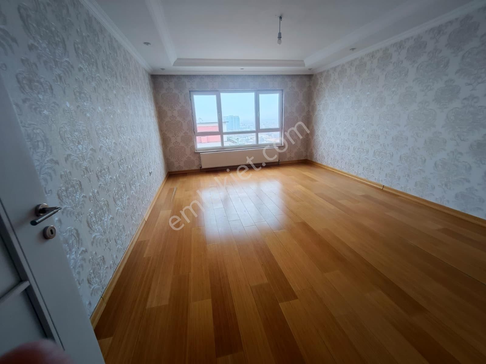 Şehrin En Merkezi Konumun Da Güvenlikli Site De 3+1 Daire Fırst - Görsel 11