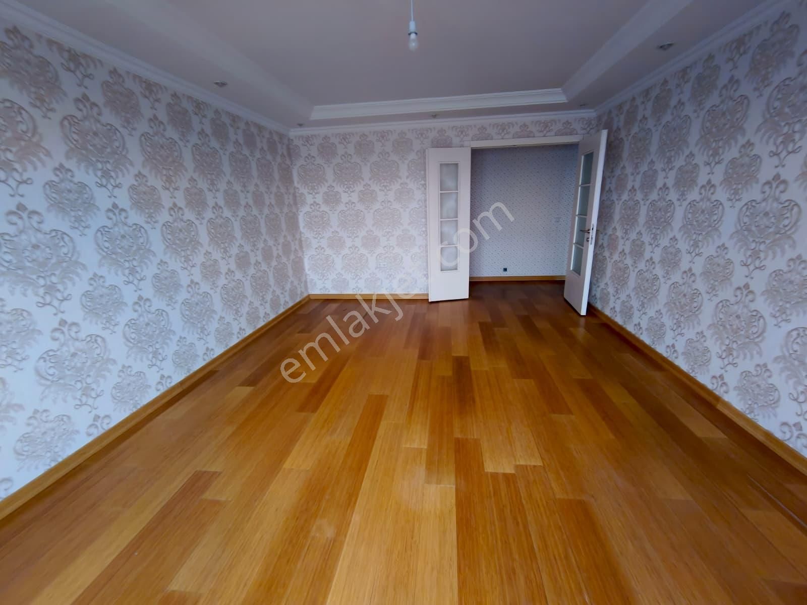 Şehrin En Merkezi Konumun Da Güvenlikli Site De 3+1 Daire Fırst - Görsel 15