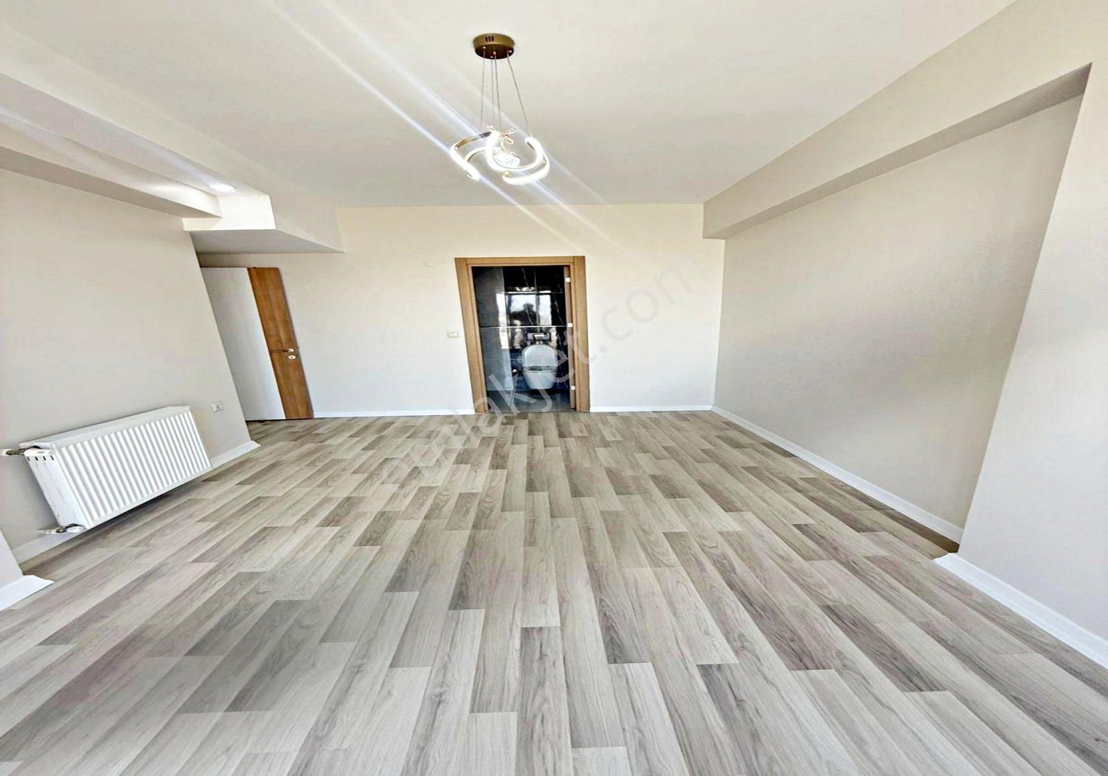 Gümüşpark Sitesinde Geniş Ailelere Uygun Ebeveyn Banyolu 3+1 Satılık Arakat Daire - Görsel 7