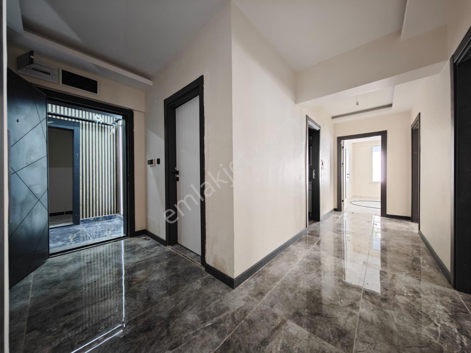 Bostancık'ta Sıfır Bina 3+1 Satılık Giriş Kat Daire !! - Görsel 18