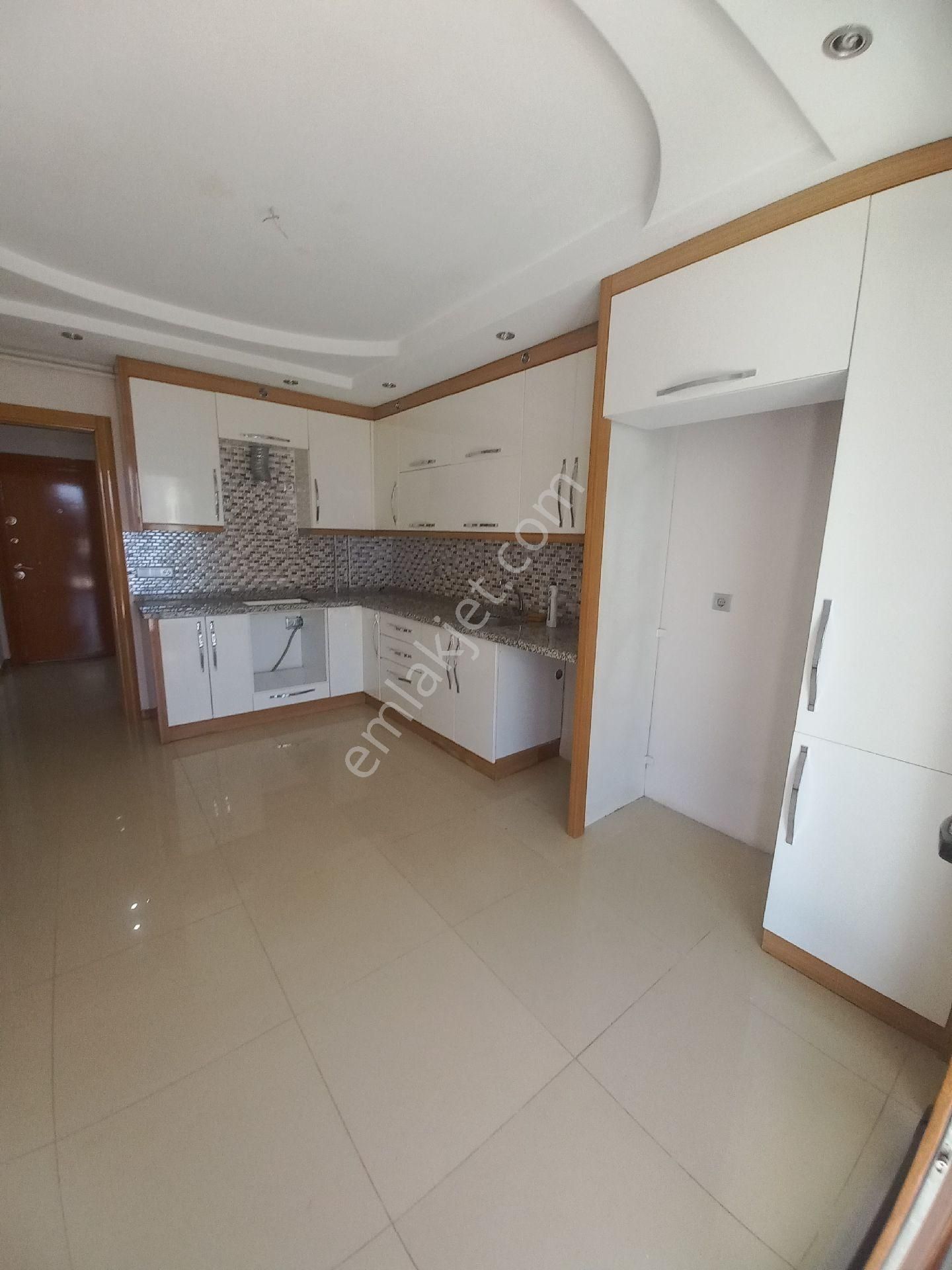 Denizli Merkezefendi Yenişafakta Kiralık 3+1 Arakat Daire - Görsel 2