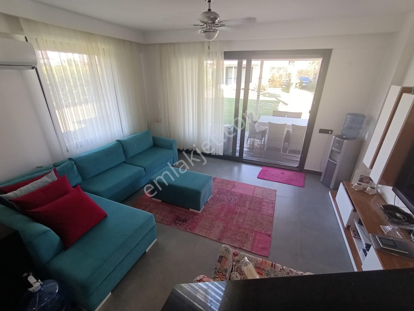 Kuşadası Davutlar Sahilinde 3+1 Tek Müstakil Havuzlu Sitede Köşe Villa - Görsel 17