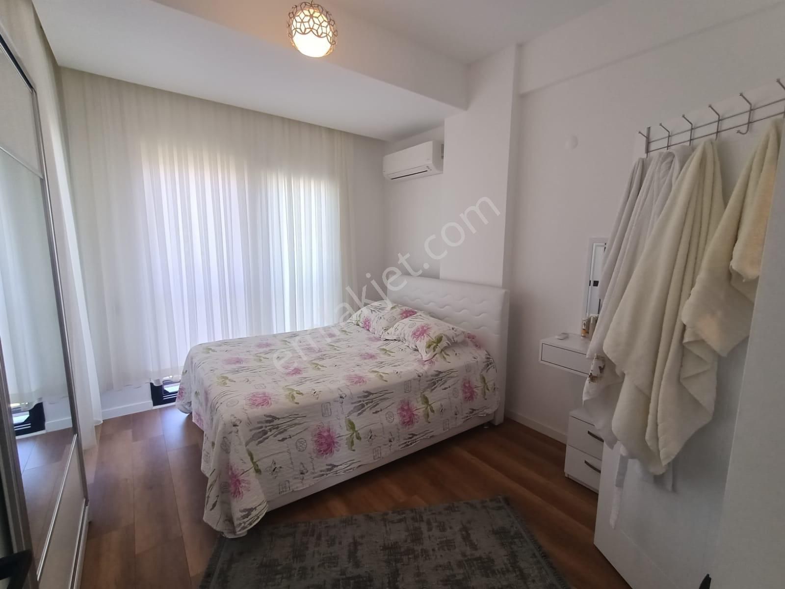 Kuşadası Davutlar Sahilinde 3+1 Tek Müstakil Havuzlu Sitede Köşe Villa - Görsel 25