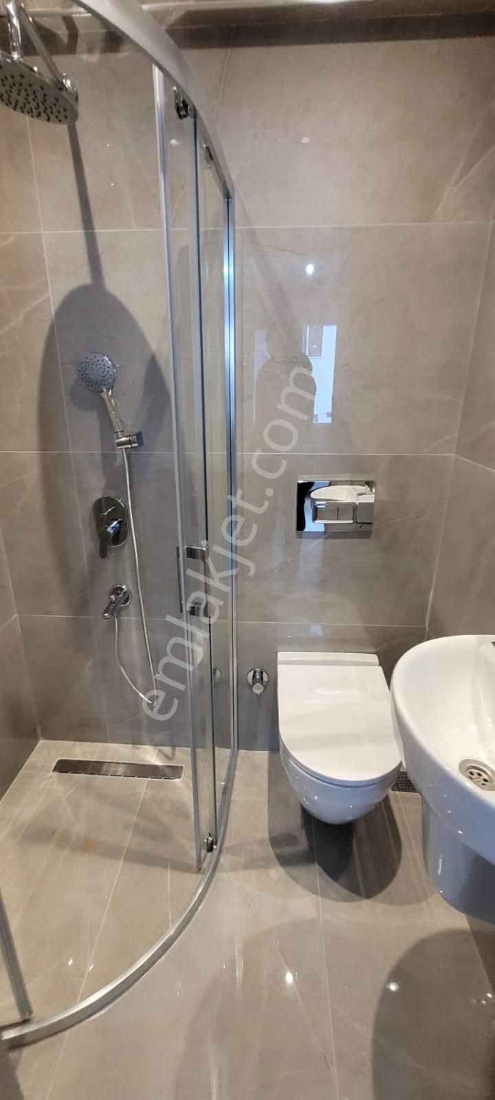 Şenesenevlerde İçi Tamamen Yenilenmiş Net 115m2 3+1 - Görsel 20