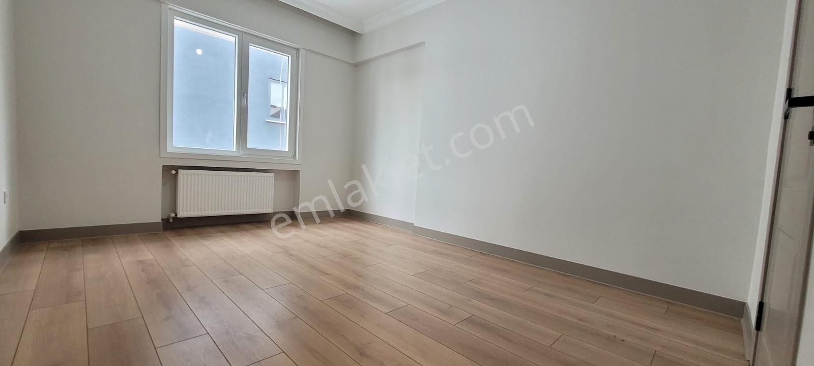 Şenesenevlerde İçi Tamamen Yenilenmiş Net 115m2 3+1 - Görsel 9