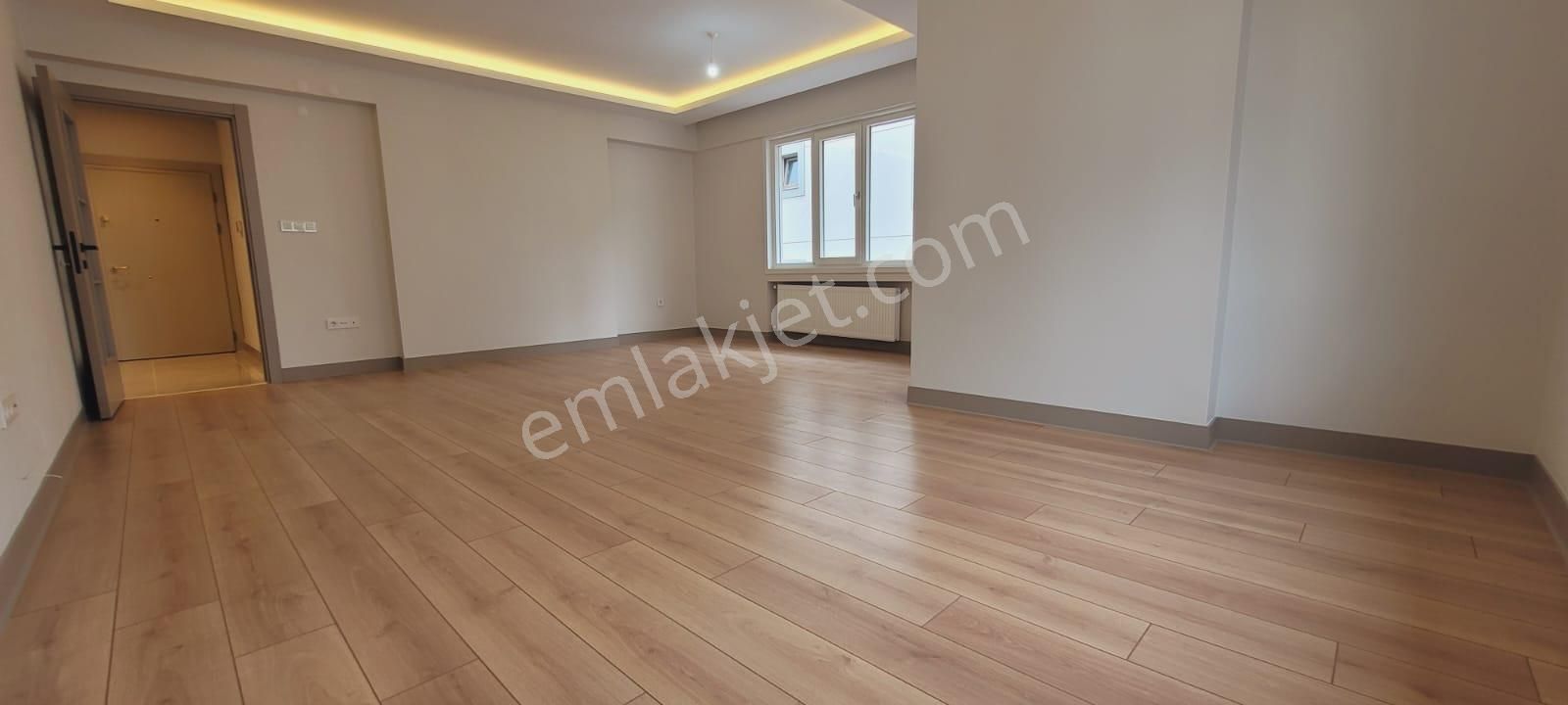 Şenesenevlerde İçi Tamamen Yenilenmiş Net 115m2 3+1 - Görsel 3