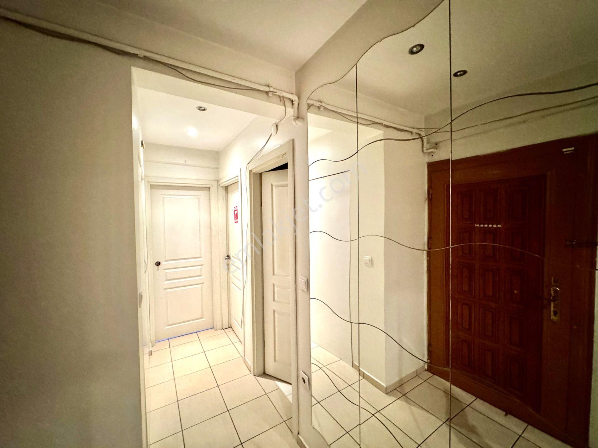 Merdivenköy’de Merkezi Konumda Satılık 3+1 Daire - Görsel 12