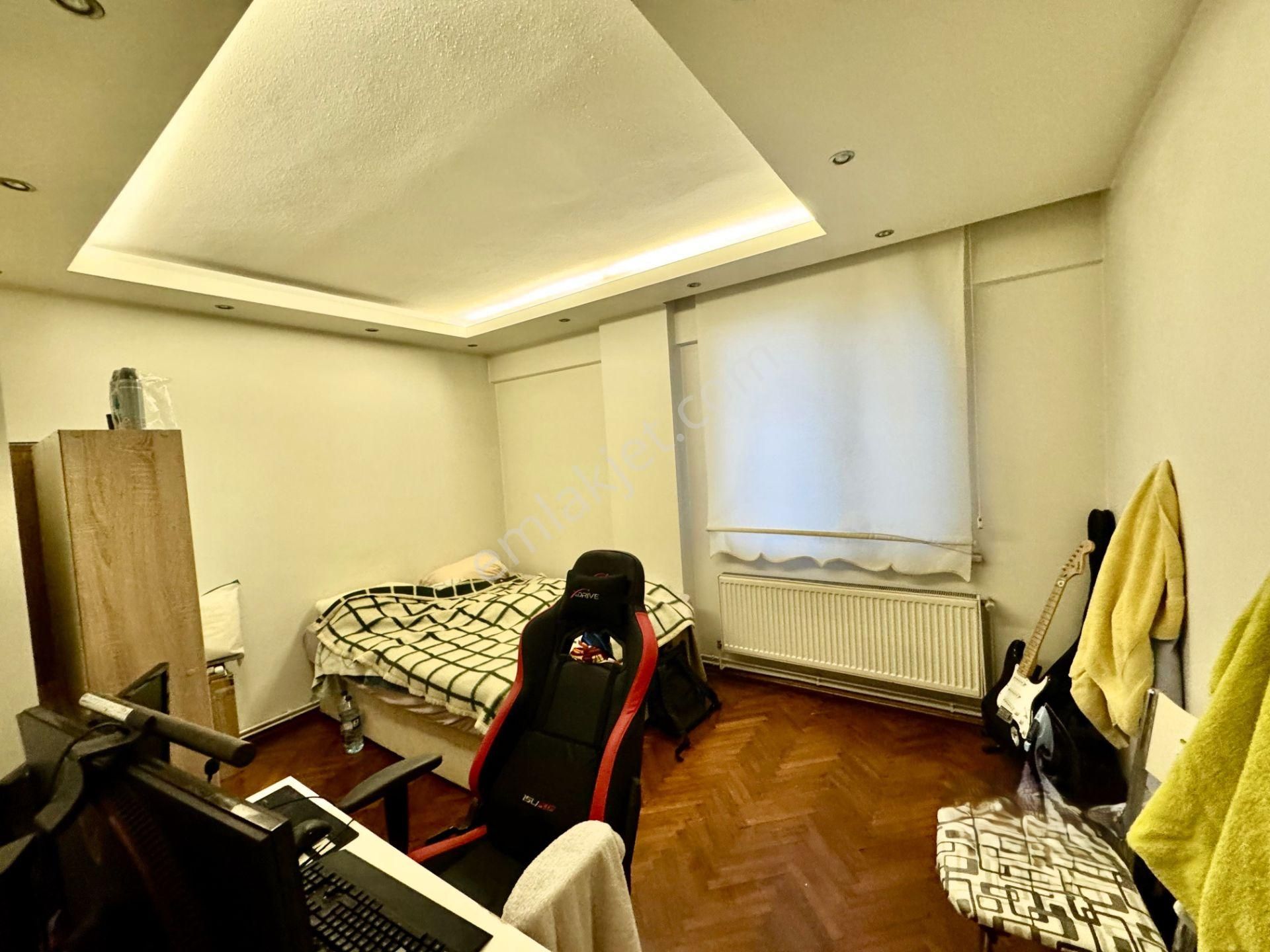 Merdivenköy’de Merkezi Konumda Satılık 3+1 Daire - Görsel 19