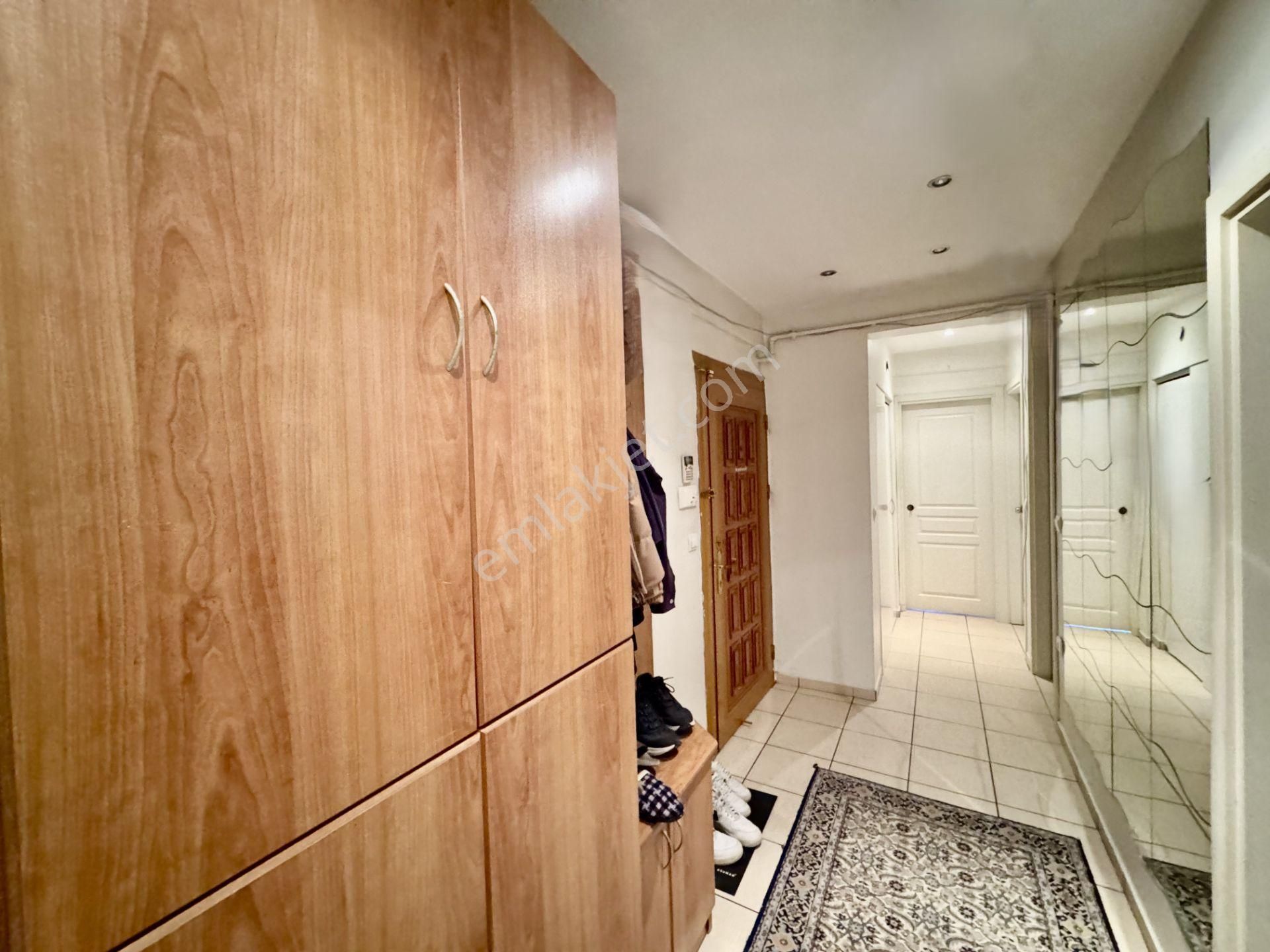 Merdivenköy’de Merkezi Konumda Satılık 3+1 Daire - Görsel 10