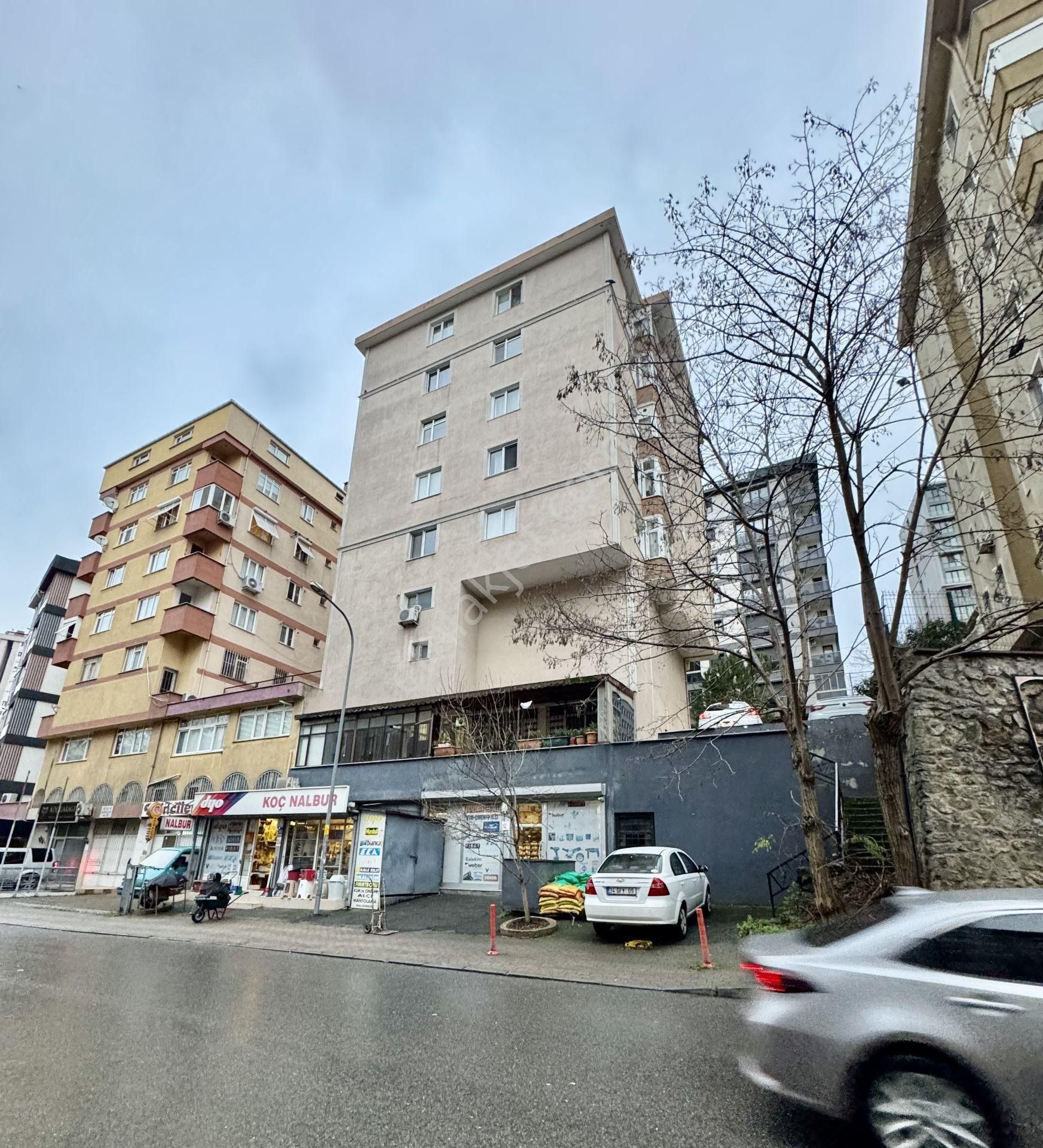 Merdivenköy’de Merkezi Konumda Satılık 3+1 Daire - Görsel 7