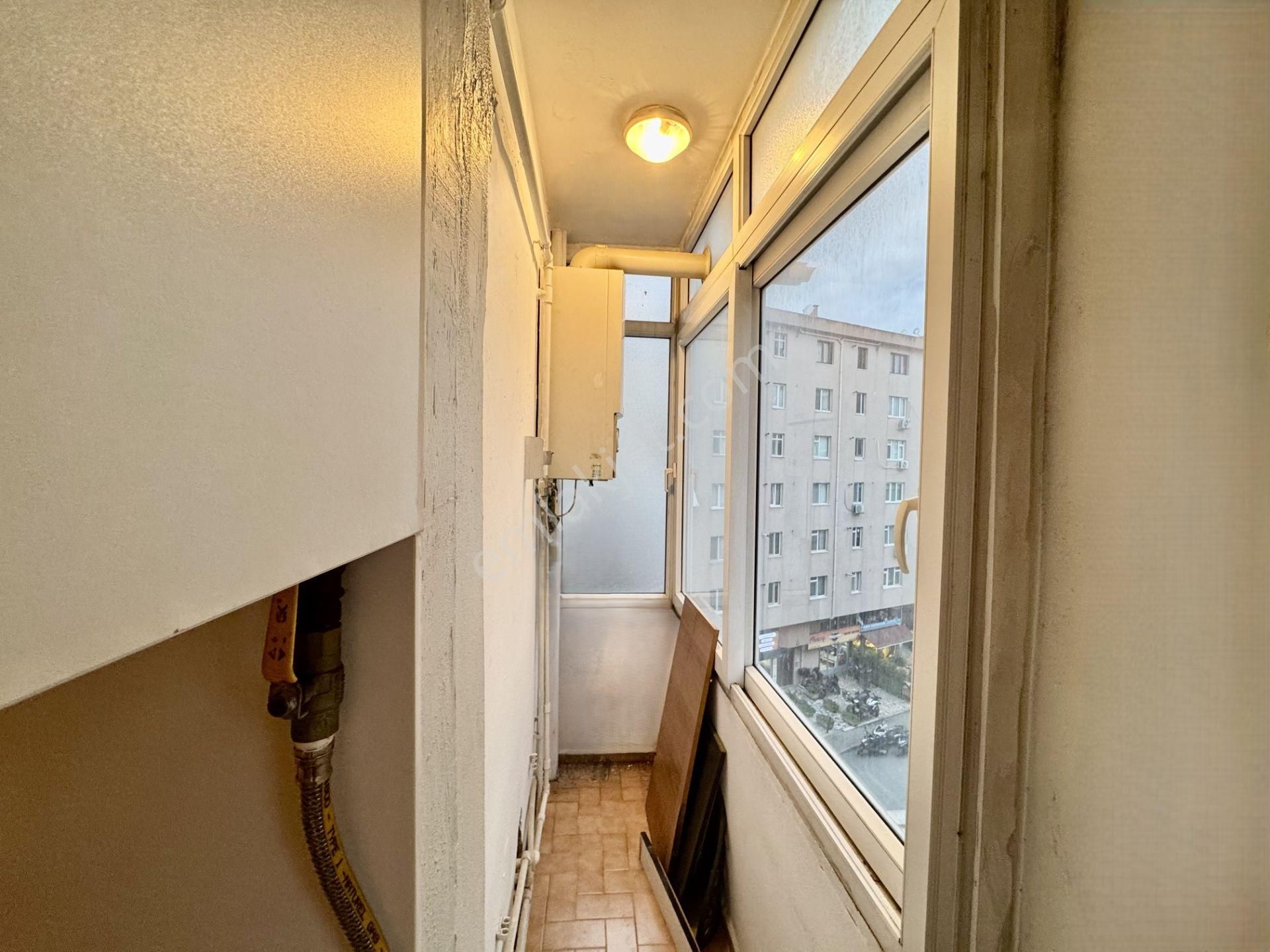 Merdivenköy’de Merkezi Konumda Satılık 3+1 Daire - Görsel 15