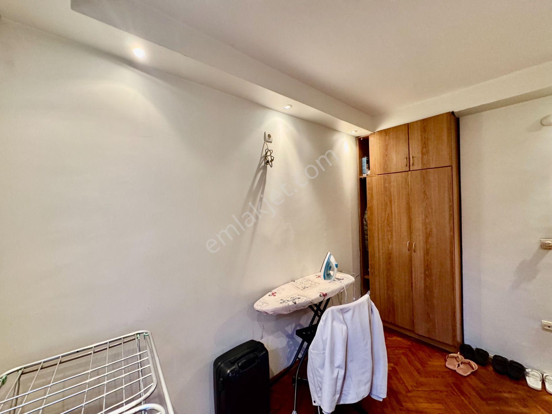 Merdivenköy’de Merkezi Konumda Satılık 3+1 Daire - Görsel 24