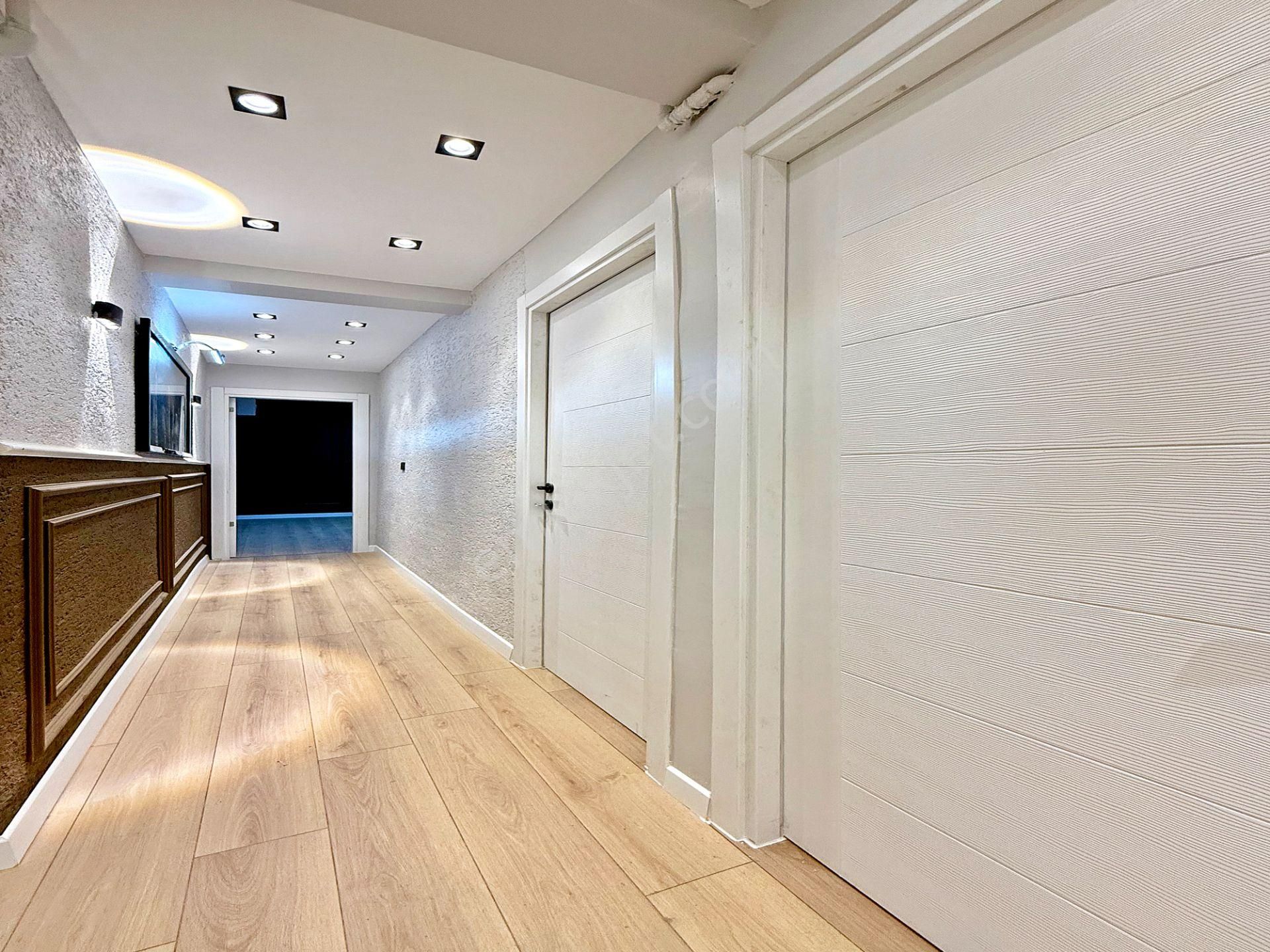 Merkezi Konumda Full Dekorlu Masrafsız Şık Tasarımlı Bahçe Kat - Görsel 8