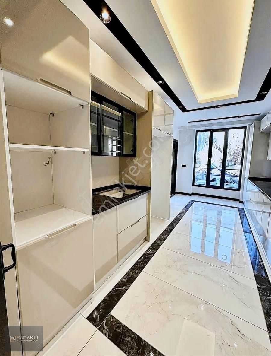 Karaköprünün En Merkezi Konumunda Sıfır Ara Kat Dairemiz - Görsel 12