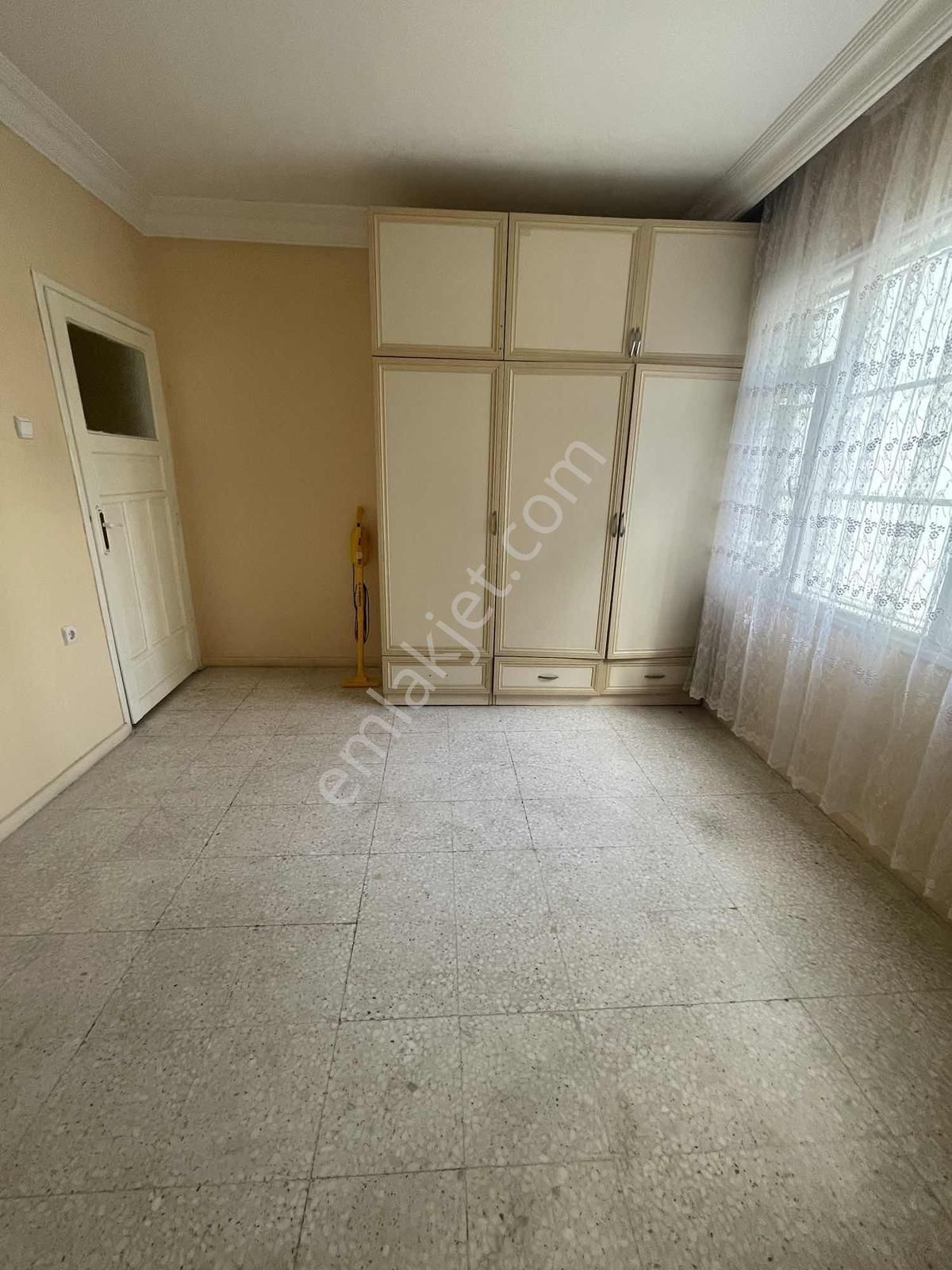 Yurt~mh~3+1~k.mutfak~geniş~oturumlu~site~içi~caddeye~yakın~cazip - Görsel 22