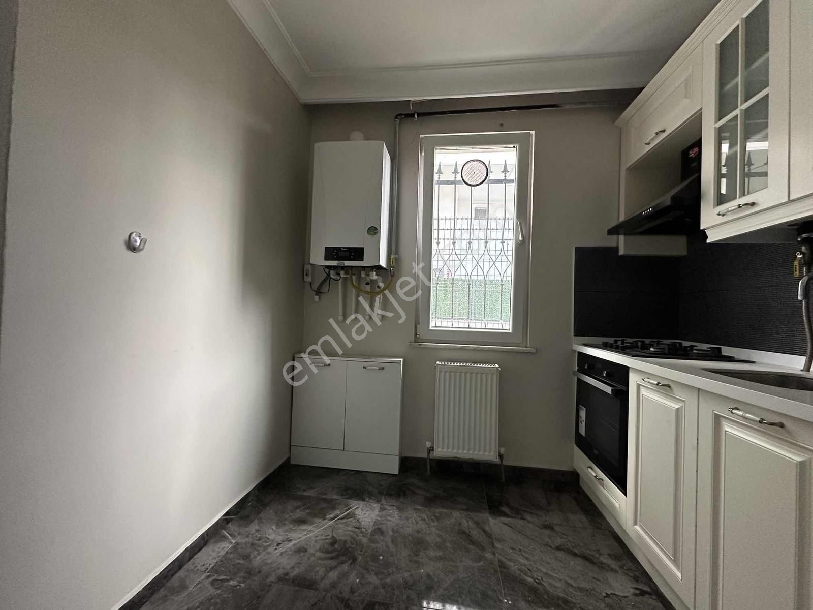 Çengelköy De Muhteşem Konumda Yeni Binada 2+1 Bahçe Katı Daire - Görsel 26