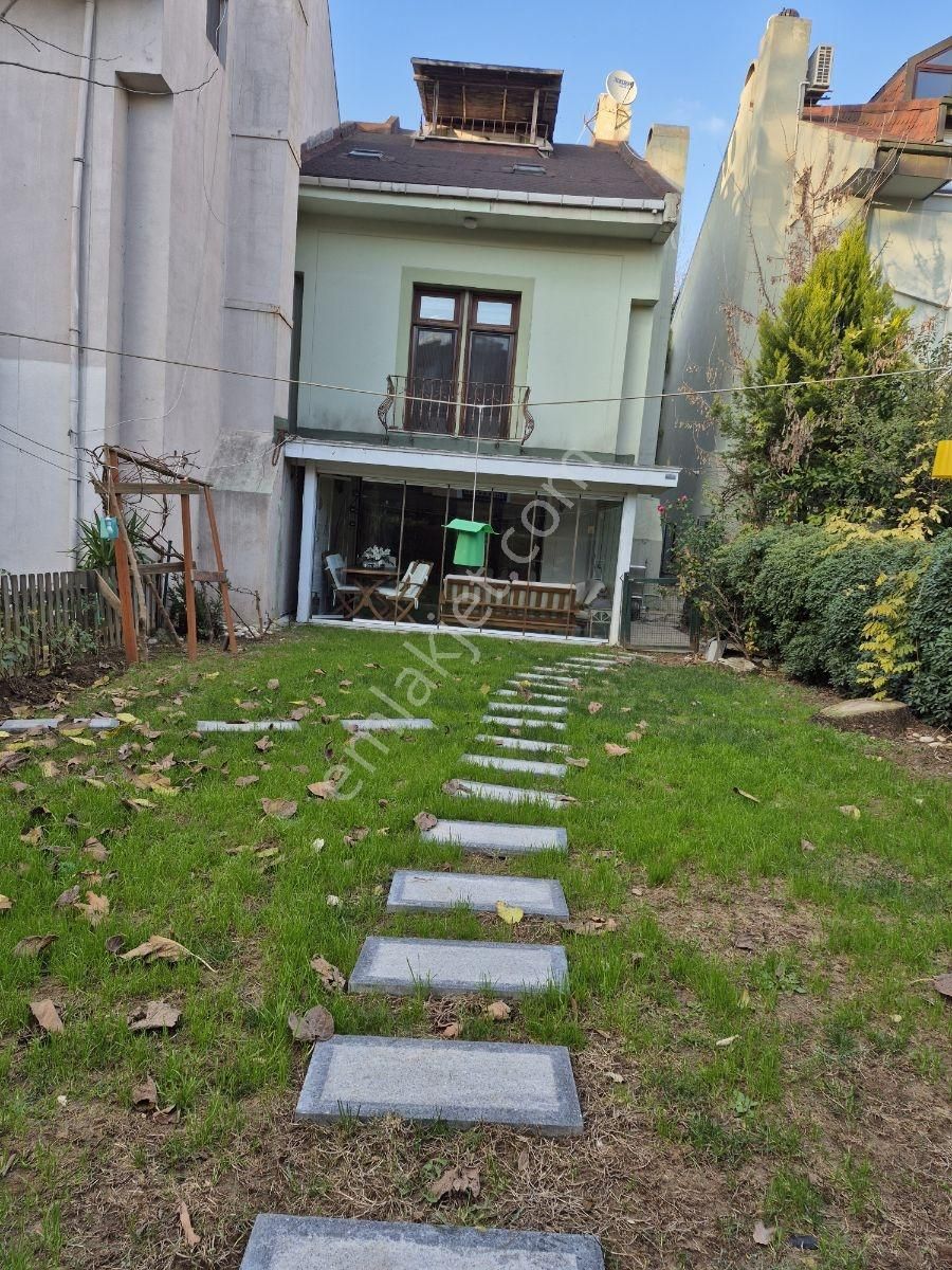 Bahçeşehir'in Göbeğinde En Güzel Konumda 5+2 Satılık Villa - Görsel 27