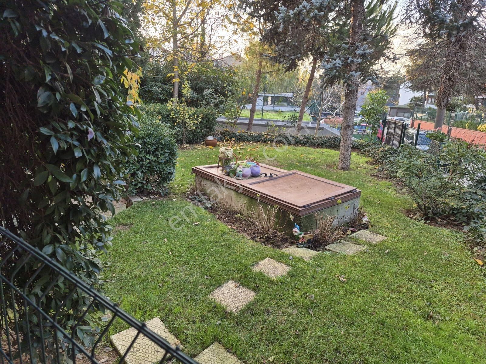 Bahçeşehir'in Göbeğinde En Güzel Konumda 5+2 Satılık Villa - Görsel 10