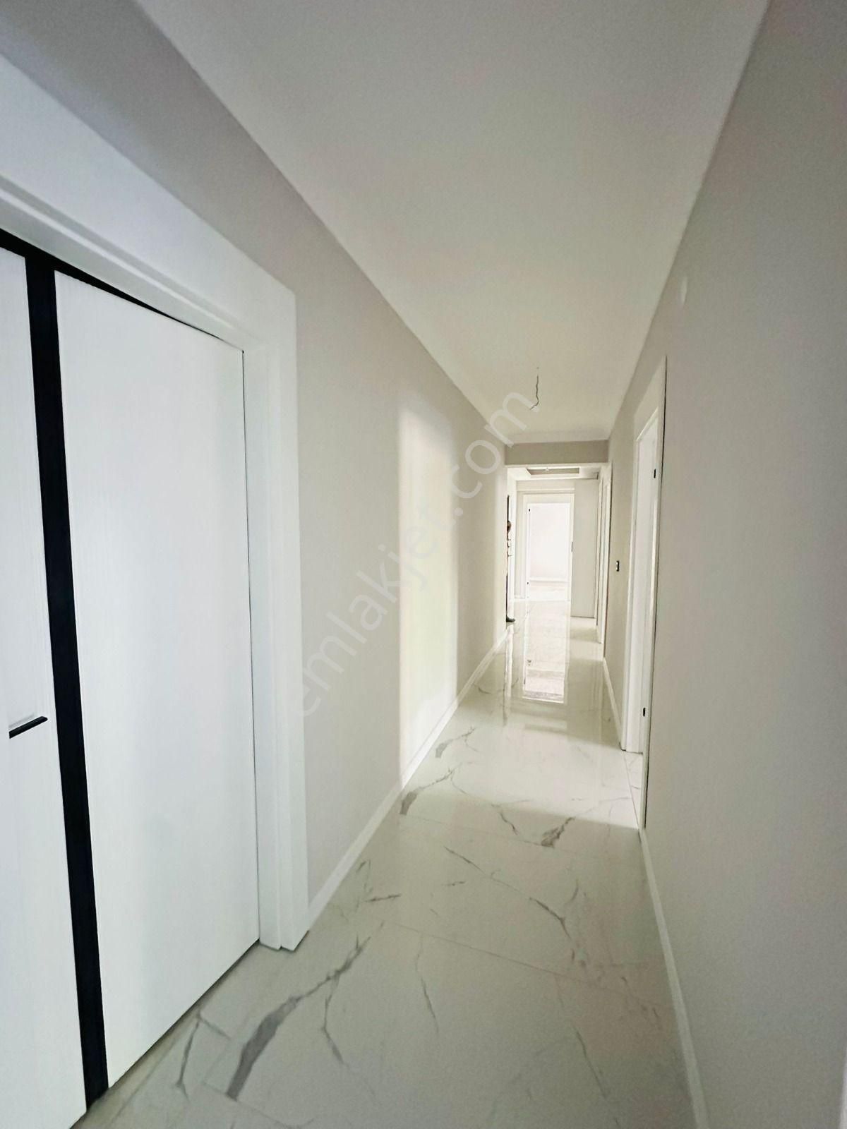 Karapürçek'te Uçaklı Park Yakını Yerden Isıtmalı Ultra Lüks Yapılı 3+1 Satılık Sıfır Daire !! - Görsel 25