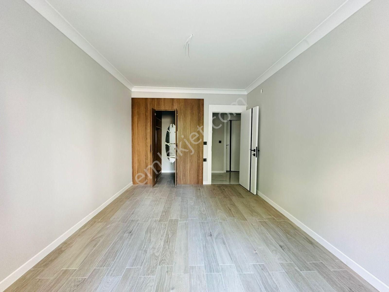 Karapürçek'te Uçaklı Park Yakını Yerden Isıtmalı Ultra Lüks Yapılı 3+1 Satılık Sıfır Daire !! - Görsel 15