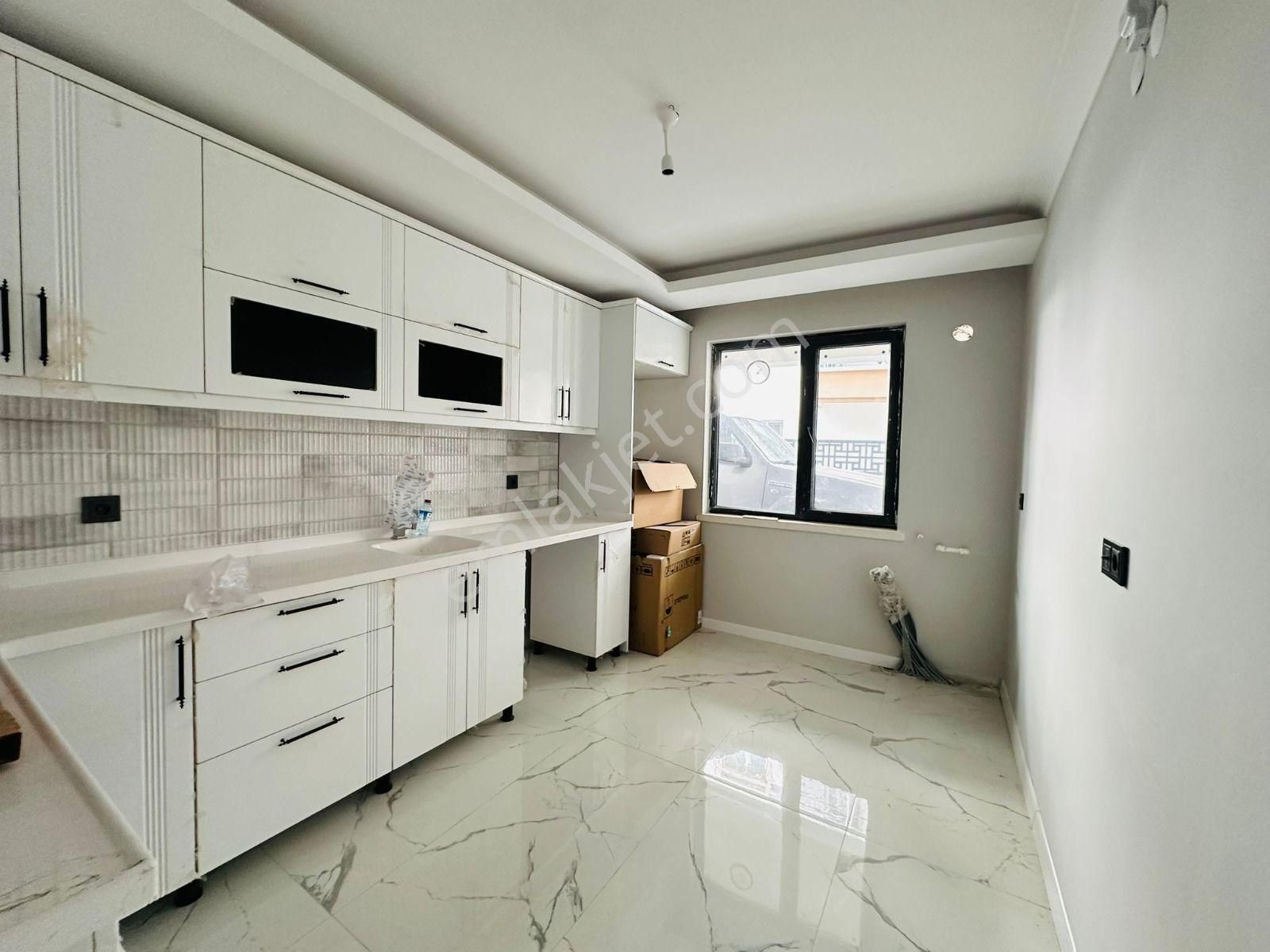 Karapürçek'te Uçaklı Park Yakını Yerden Isıtmalı Ultra Lüks Yapılı 3+1 Satılık Sıfır Daire !! - Görsel 6