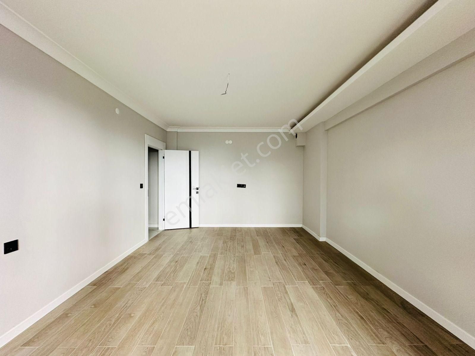 Karapürçek'te Uçaklı Park Yakını Yerden Isıtmalı Ultra Lüks Yapılı 3+1 Satılık Sıfır Daire !! - Görsel 11