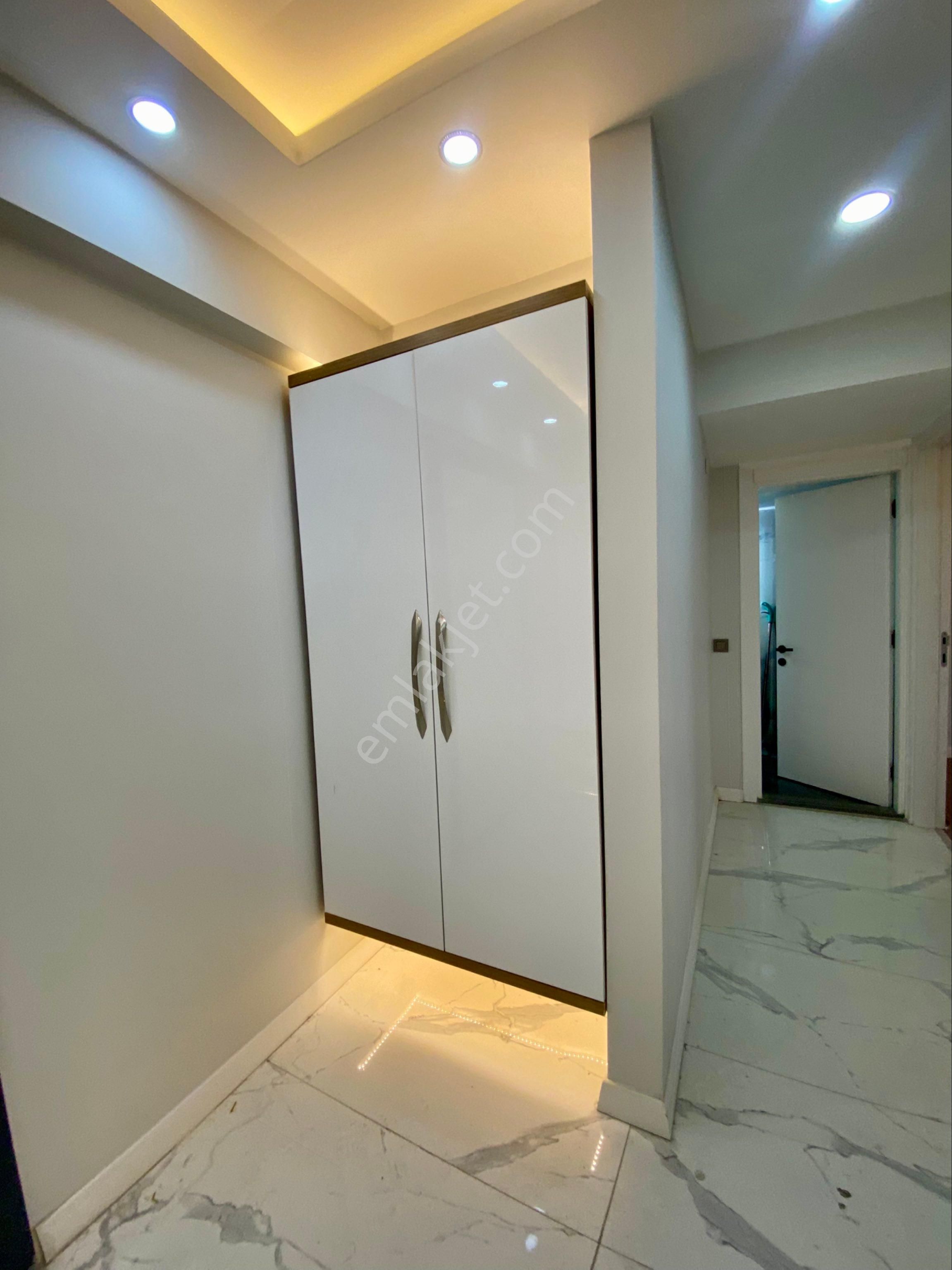 Hastahane Ve Ptt Yanı Cd. Üzeri Ara Kat Köşe Lüx 3+1 Daire - Görsel 9