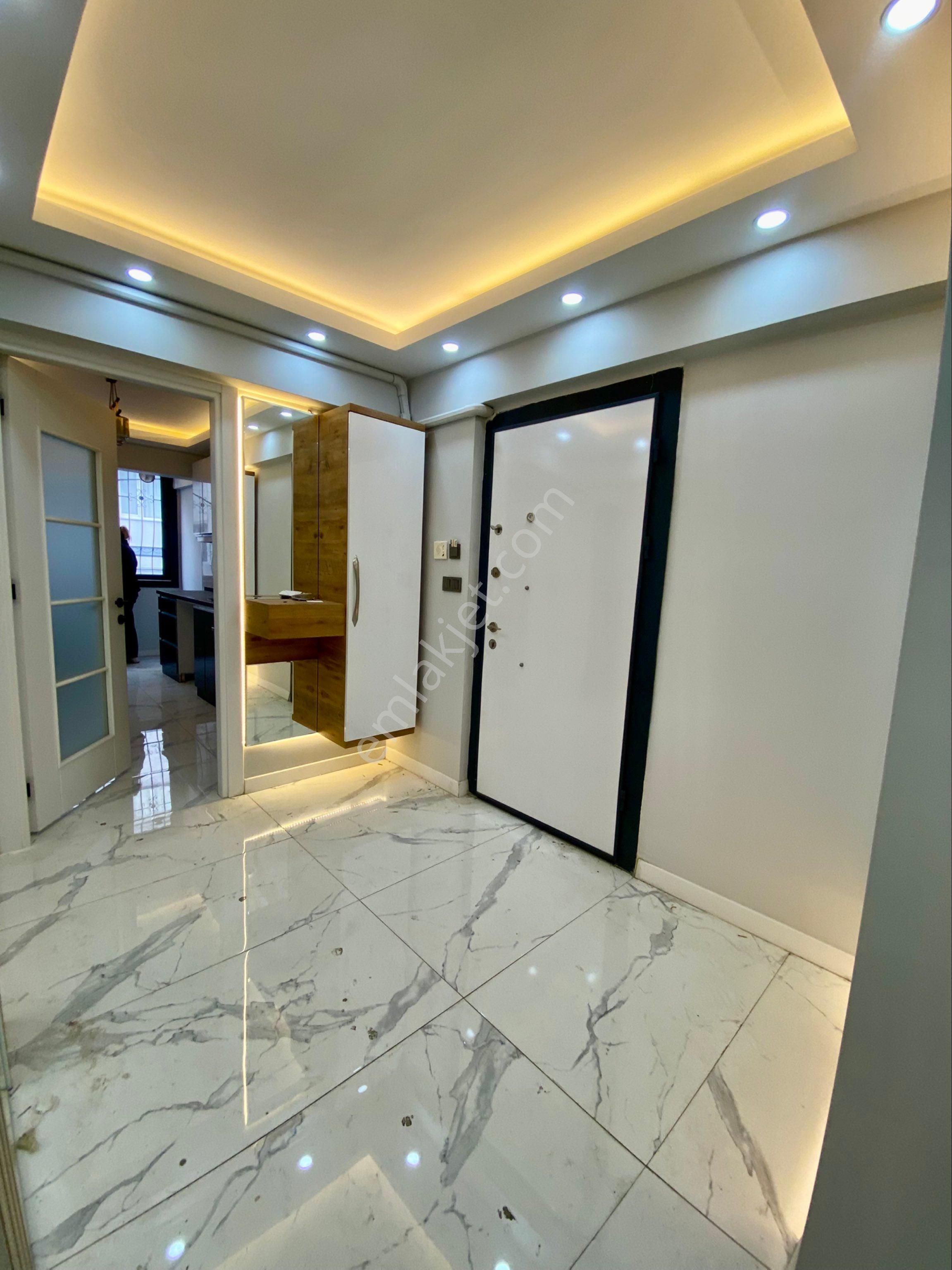 Hastahane Ve Ptt Yanı Cd. Üzeri Ara Kat Köşe Lüx 3+1 Daire - Görsel 7