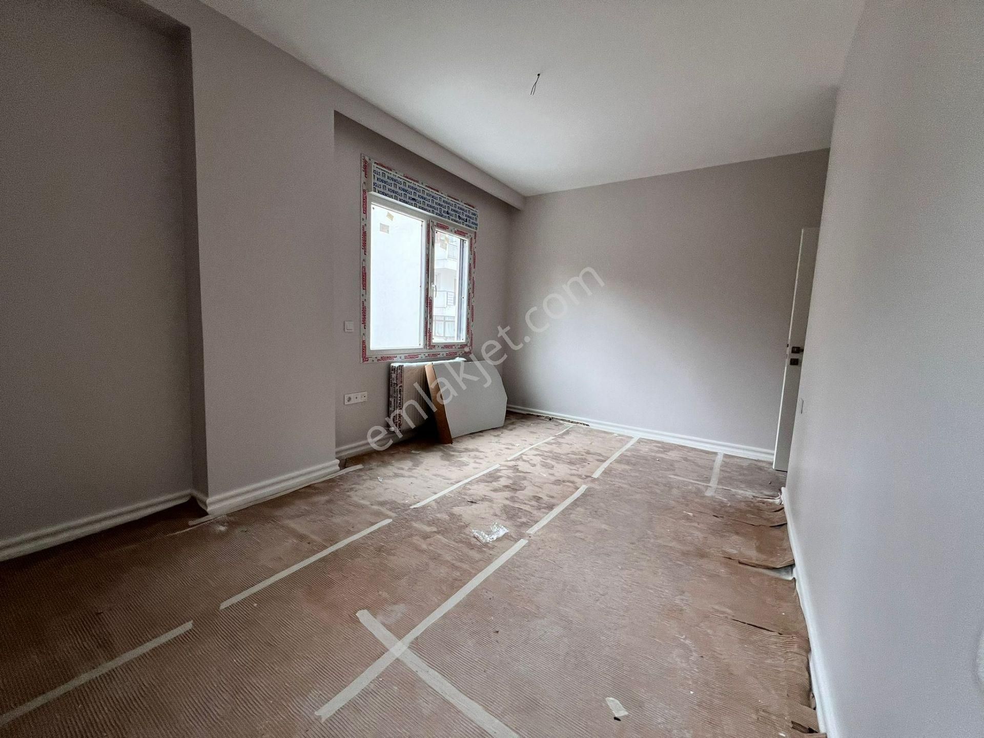 Erenköy'de Sıfır Yeni Binada Ebeveyn Banyolu Balkonlu Net 100m2 3+1 - Görsel 15