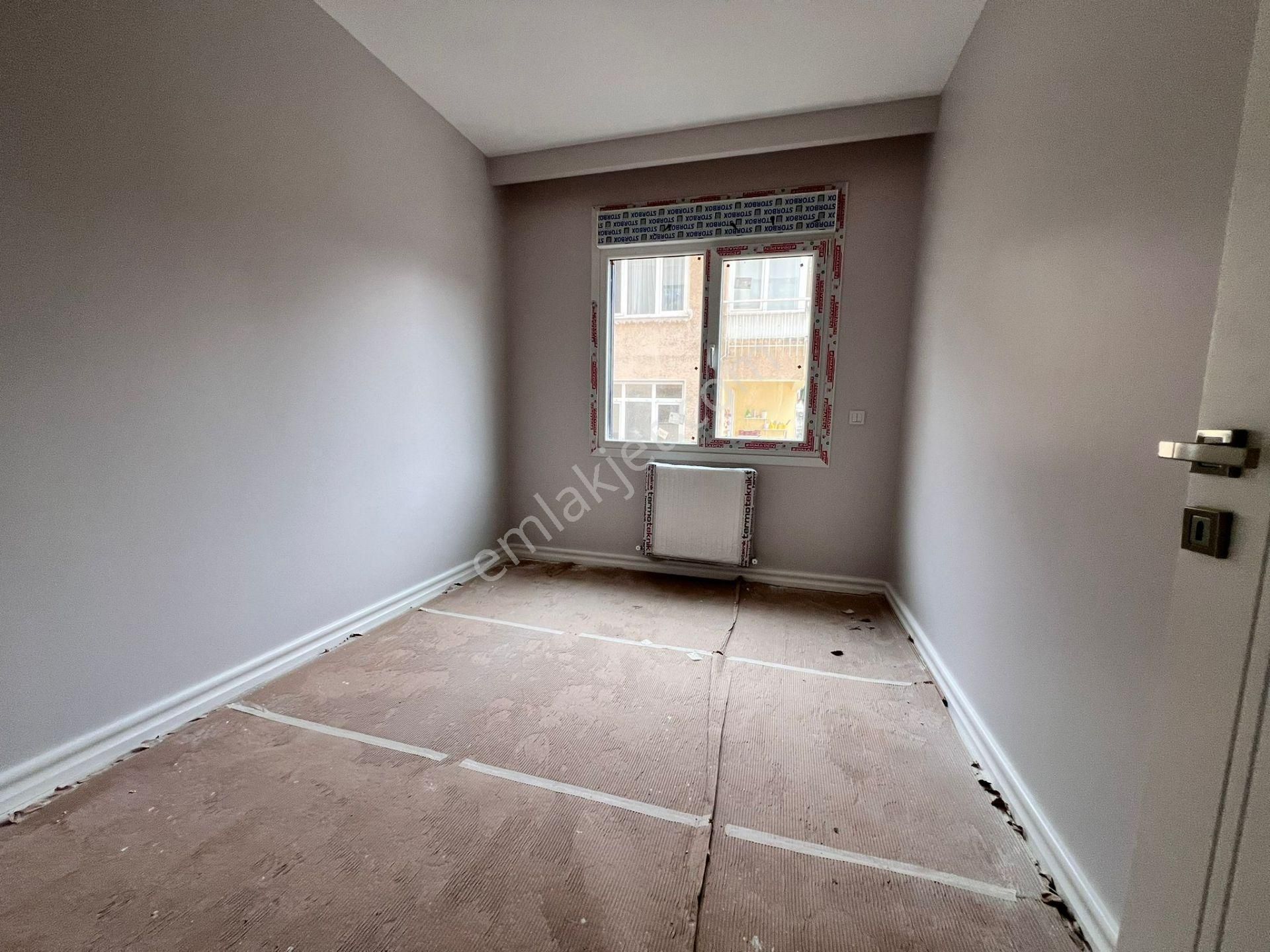 Erenköy'de Sıfır Yeni Binada Ebeveyn Banyolu Balkonlu Net 100m2 3+1 - Görsel 33