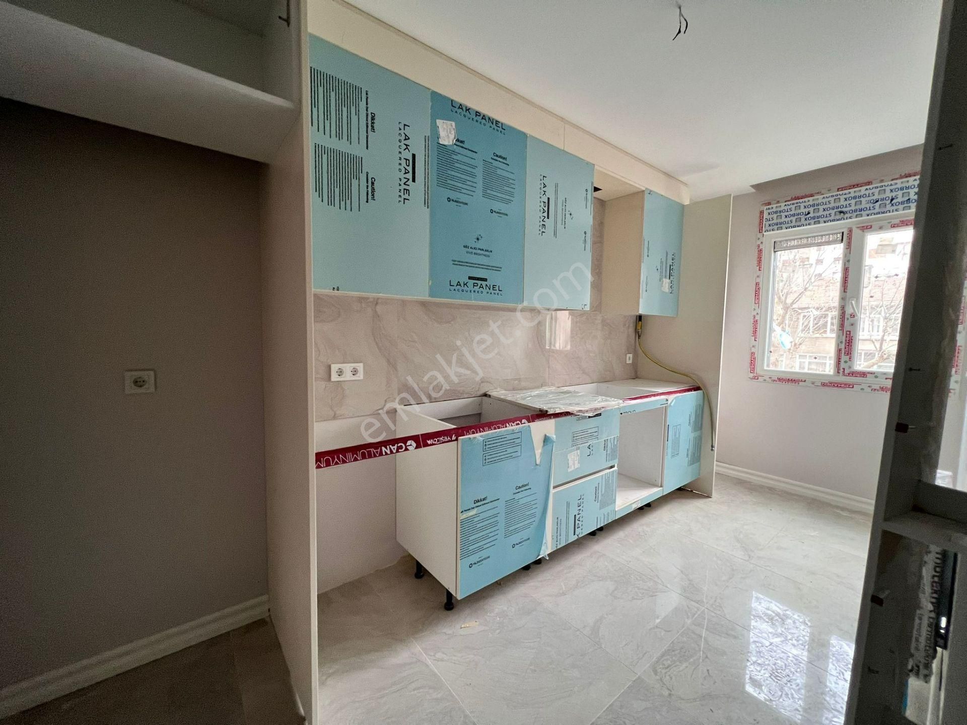 Erenköy'de Sıfır Yeni Binada Ebeveyn Banyolu Balkonlu Net 100m2 3+1 - Görsel 11