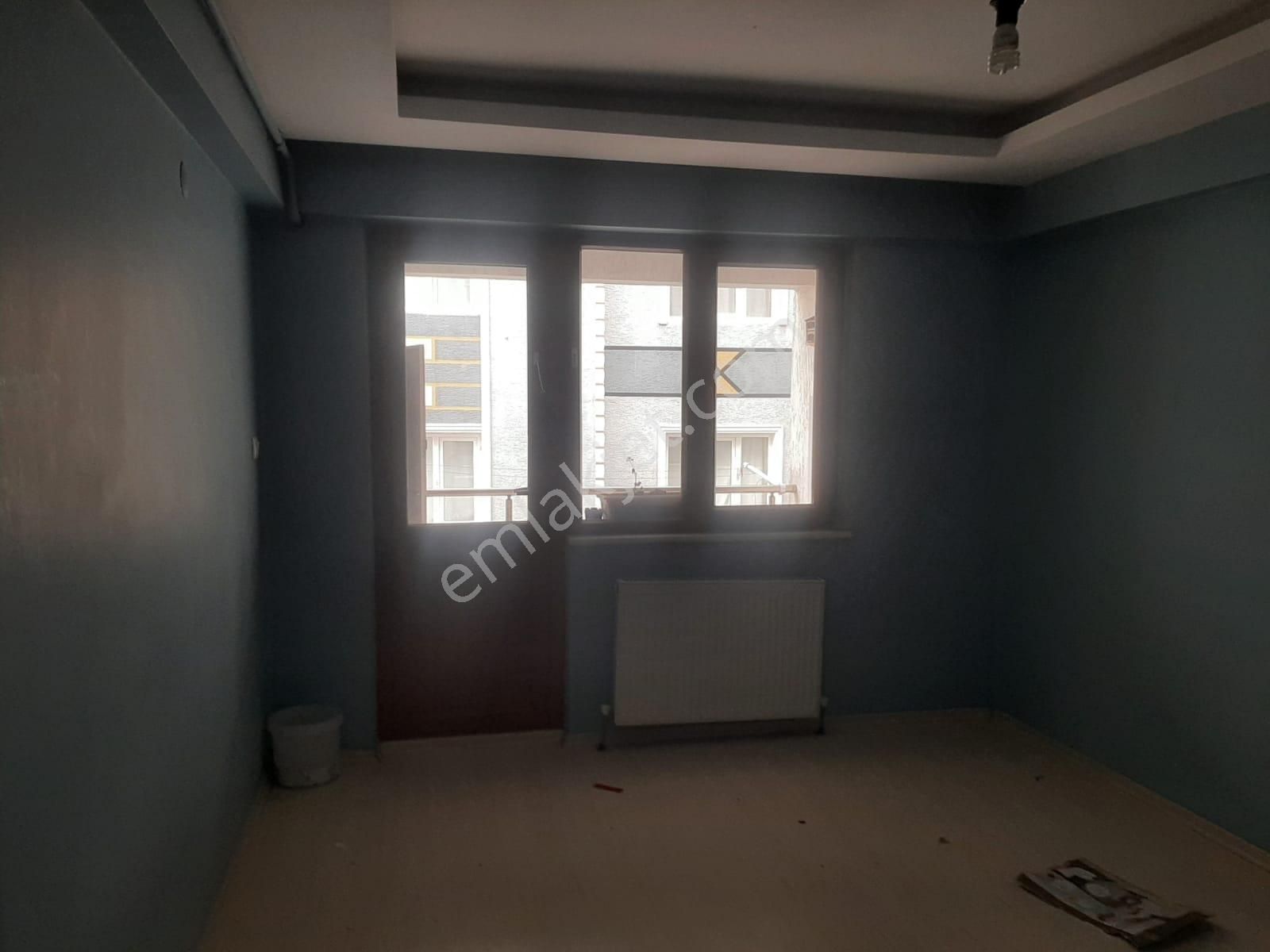 Fem Emlak'tan Emirsultan Zeyniler Cad.altında 90 M2 Kombili Ferah Daire - Görsel 7