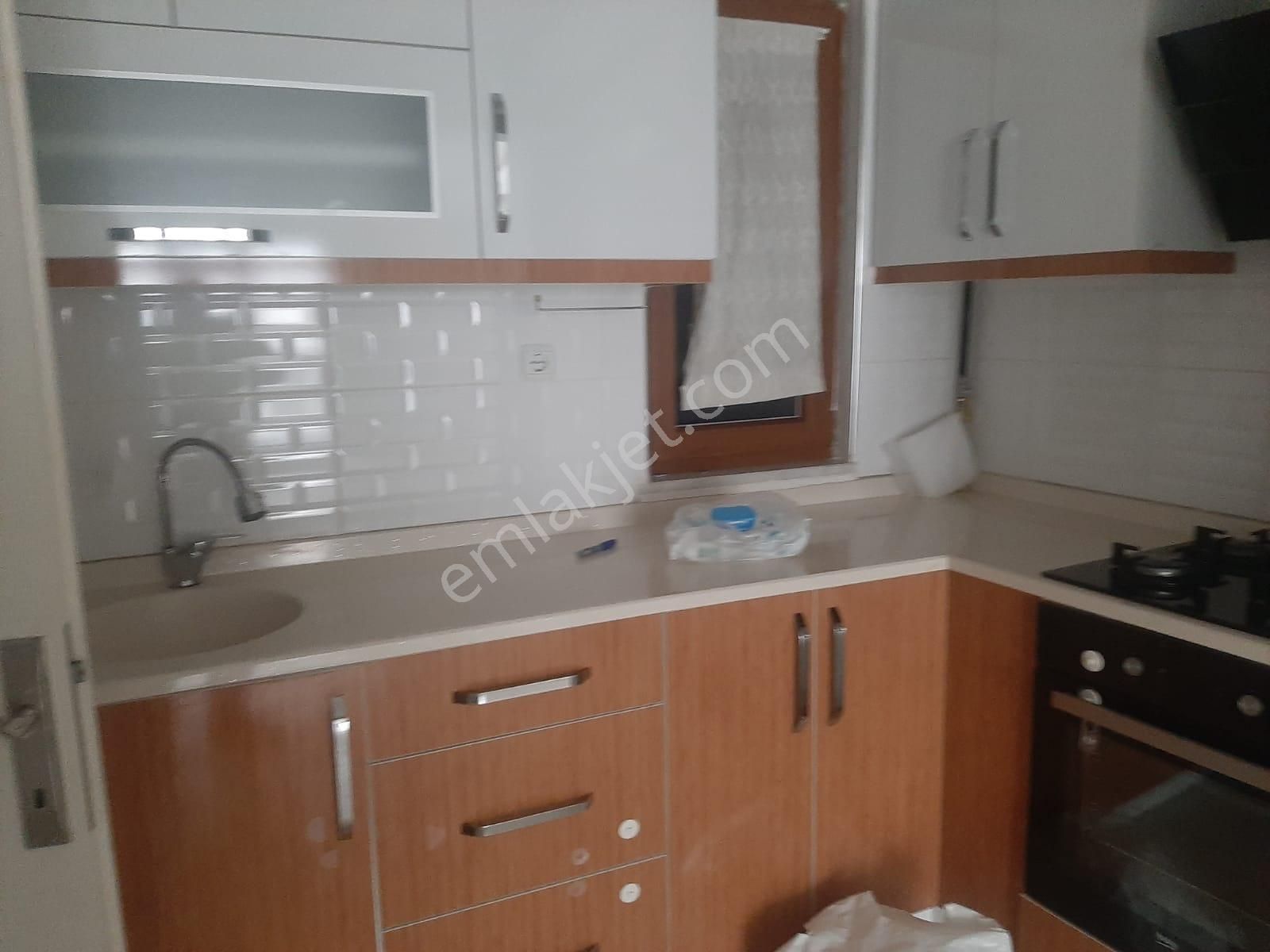 Fem Emlak'tan Emirsultan Zeyniler Cad.altında 90 M2 Kombili Ferah Daire - Görsel 10