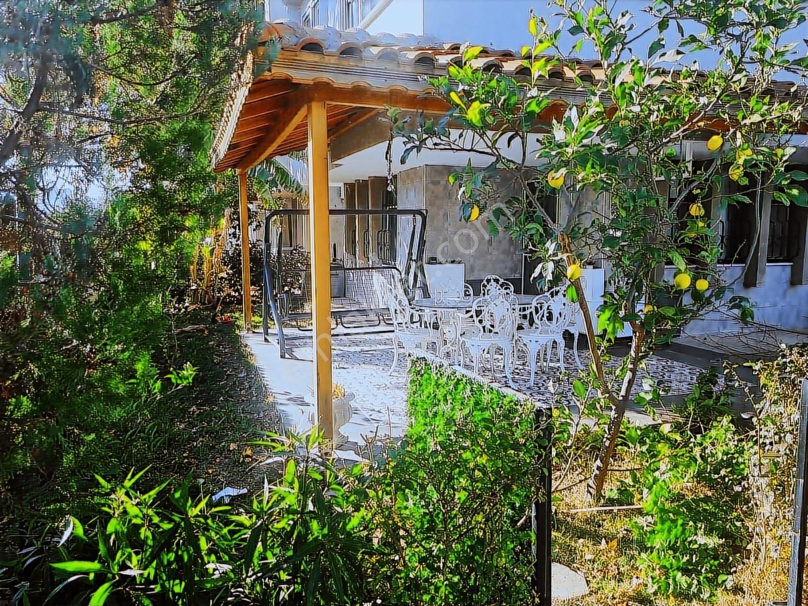 Balo Gayrimenkul'den Güzeloba Turizm Yolu Üzerı 6+2 Villa - Görsel 7