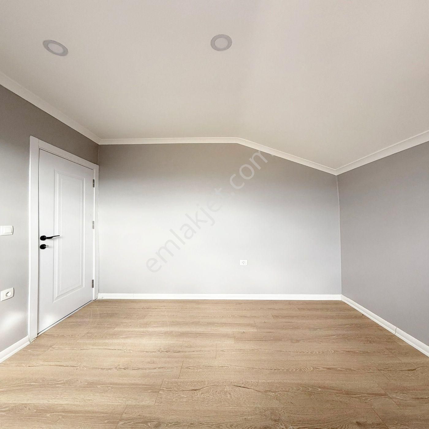 Pusula Yapı'dan Çift Banyolu , Çift Mutfaklı 4+1 Üst Dubleks!!! - Görsel 12