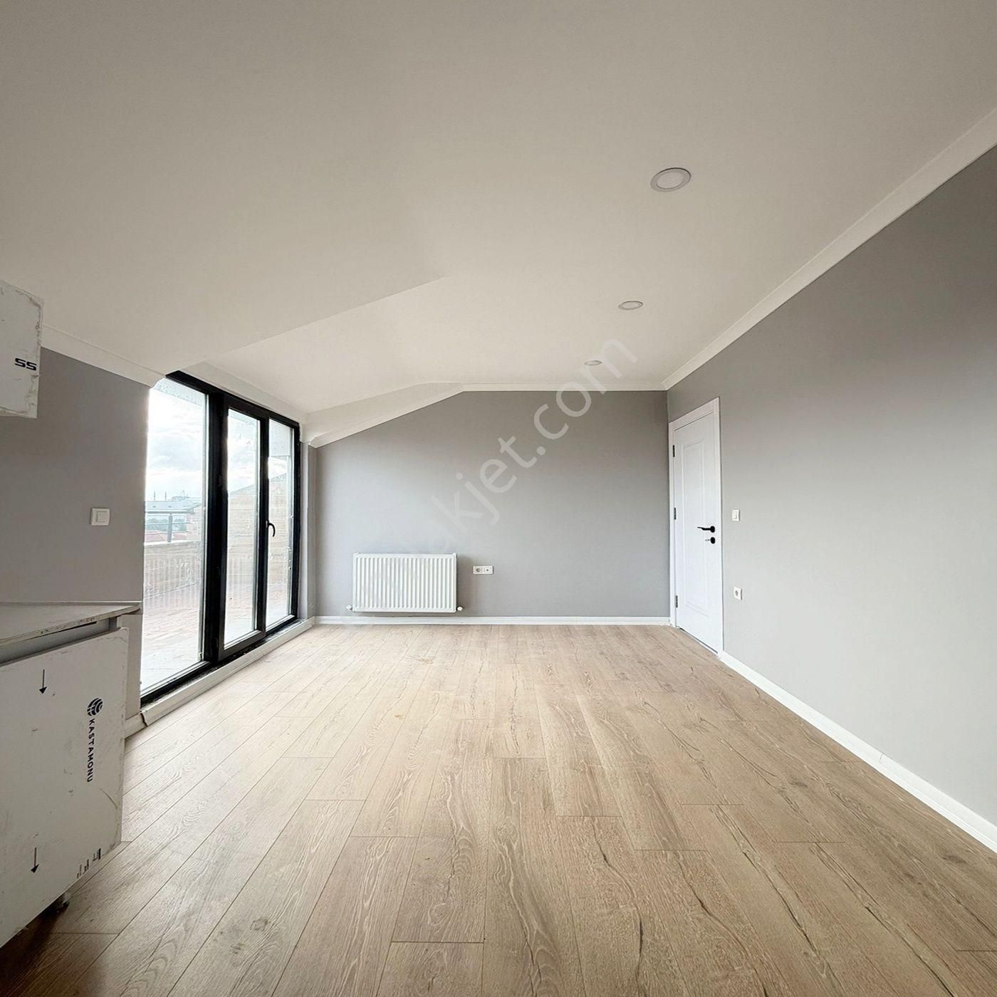 Pusula Yapı'dan Çift Banyolu , Çift Mutfaklı 4+1 Üst Dubleks!!! - Görsel 10