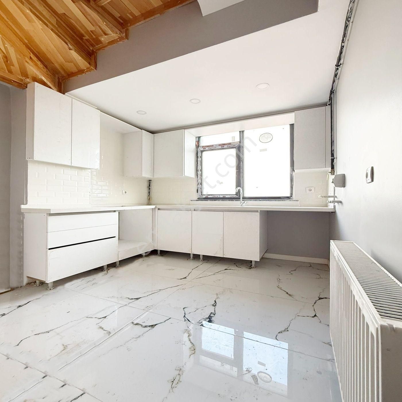 Pusula Yapı'dan Çift Banyolu , Çift Mutfaklı 4+1 Üst Dubleks!!! - Görsel 4